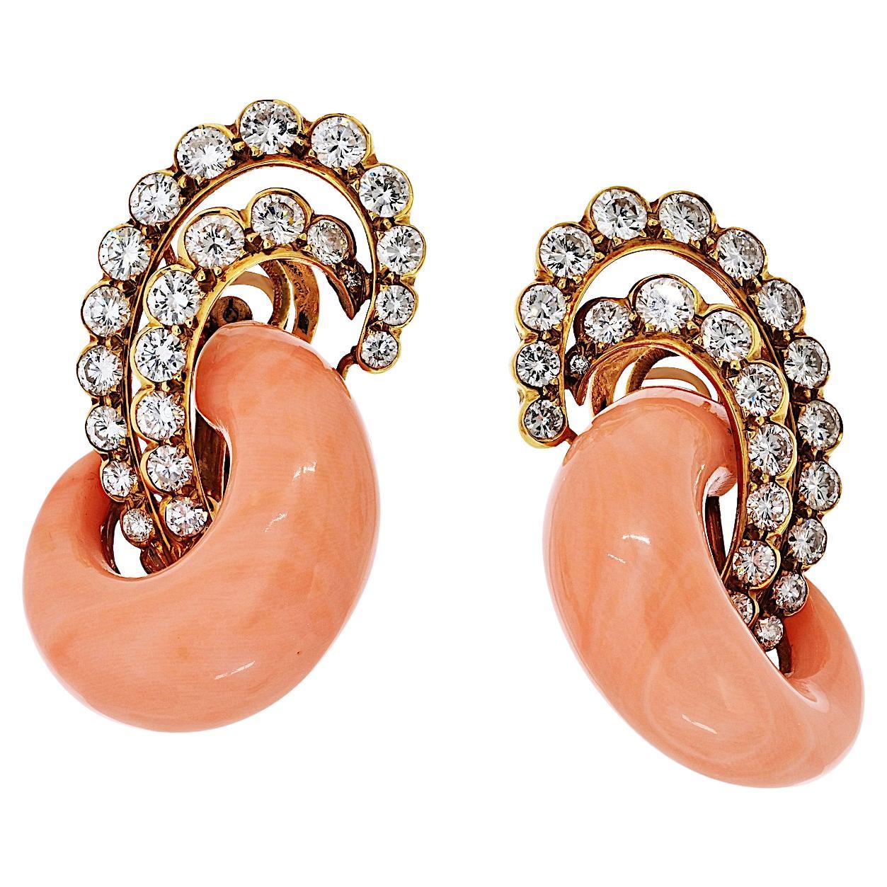 Van Cleef & Arpels Andre Vassort Orecchini vintage in oro 18 carati con corallo e diamanti