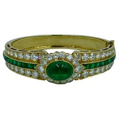 Van Cleef & Arpels, bracelet en émeraude colombienne et diamants d'environ 9 carats