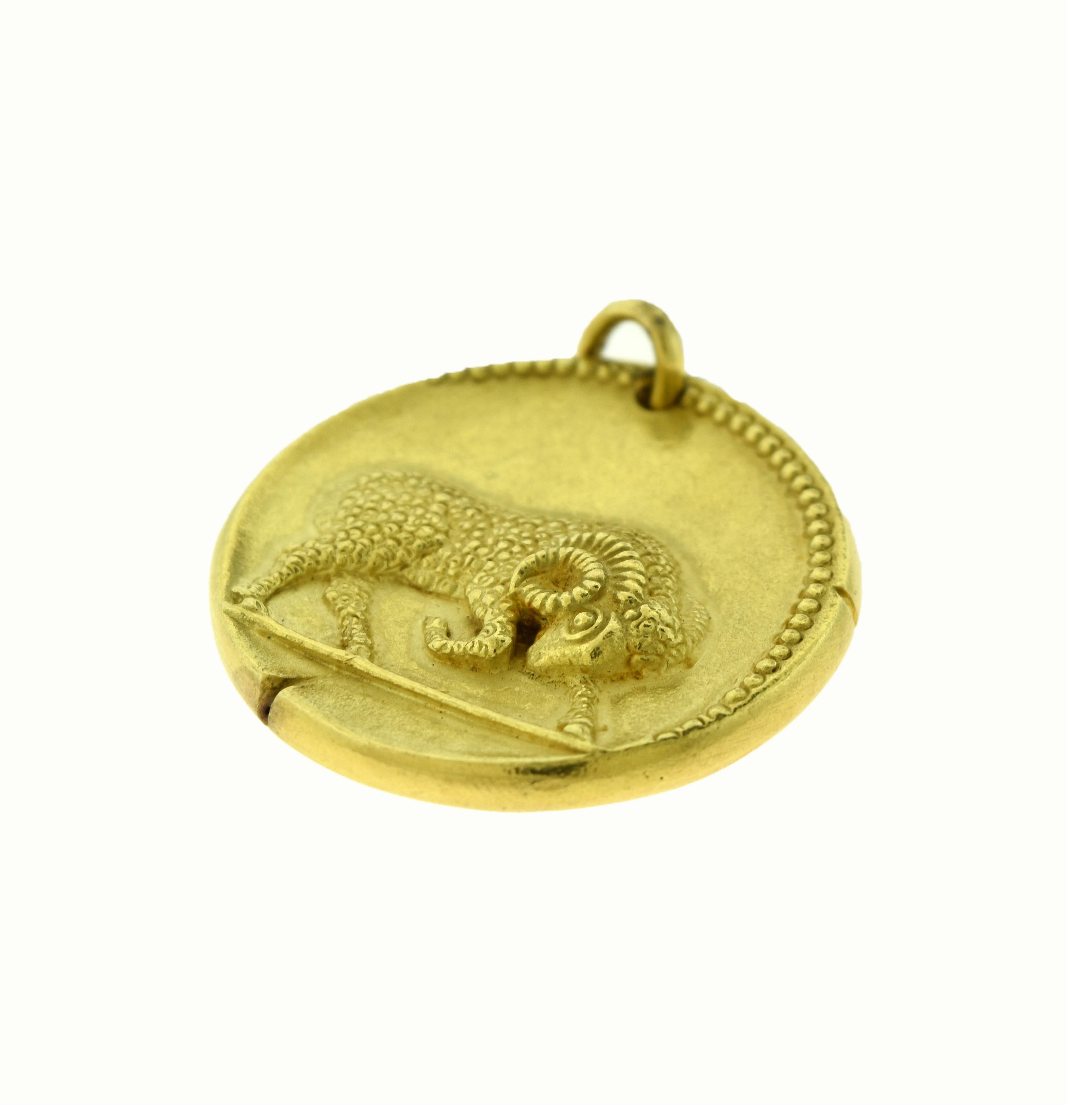 Van Cleef & Arpels Aries Zodiac Yellow Gold Large Pendant Coin Charm In Good Condition In Miami, FL