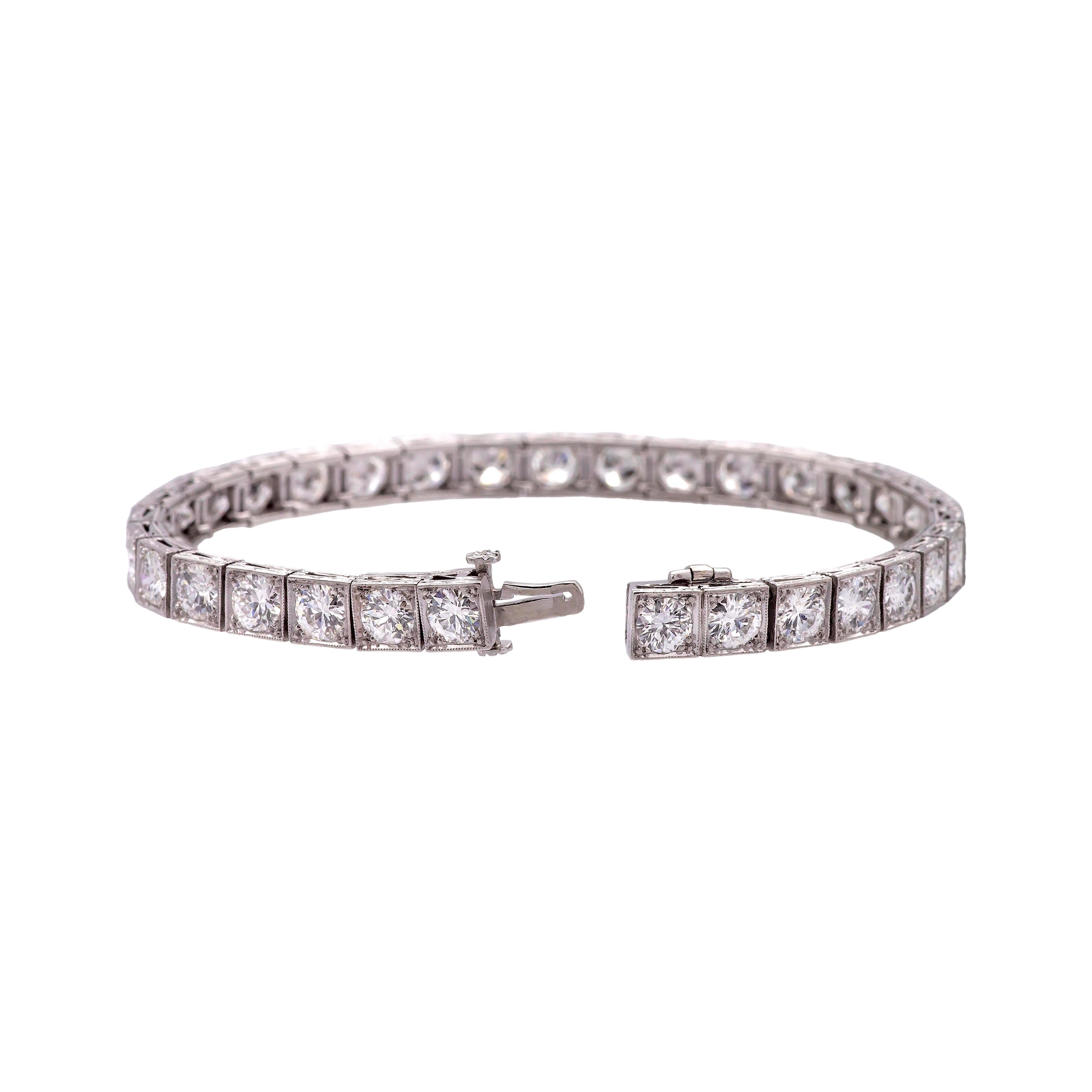 Women's Van Cleef & Arpels Art Deco Old Euro Diamond Line Bracelet in Platinum – 1930s For Sale