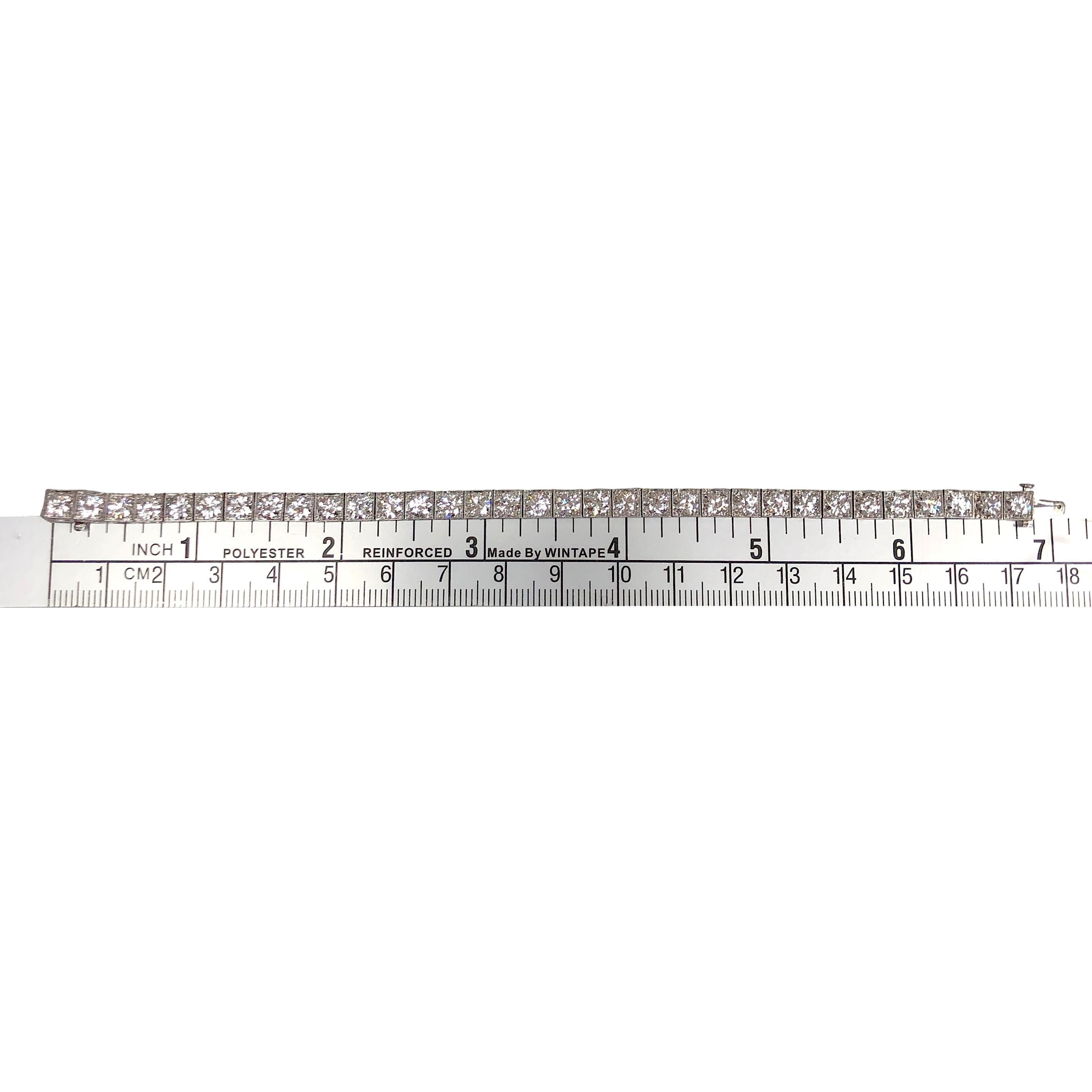 Van Cleef & Arpels Art Deco Old Euro Diamond Line Bracelet in Platinum – 1930s For Sale 2