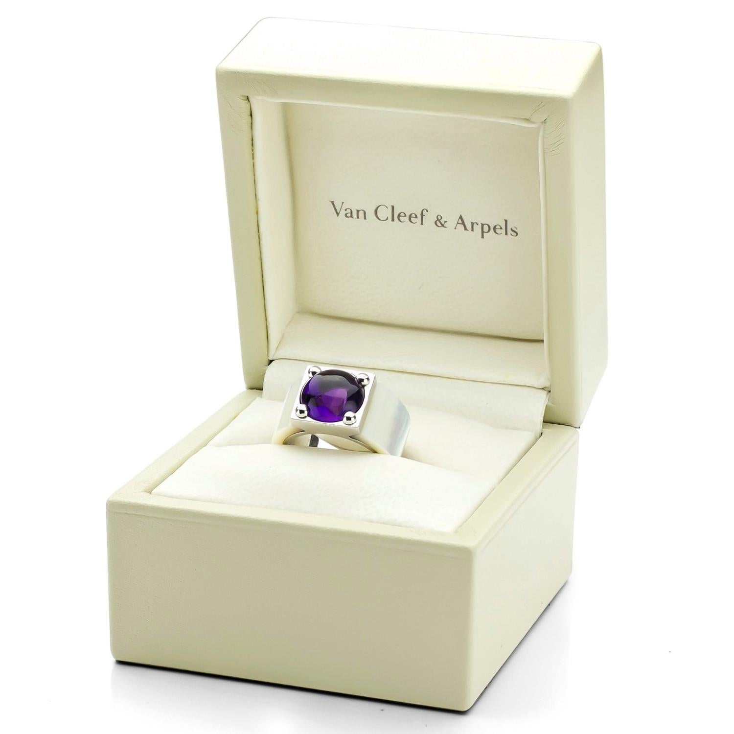 Van Cleef & Arpels Babylone Amethyst White Gold Cocktail Ring In Excellent Condition In New York, NY