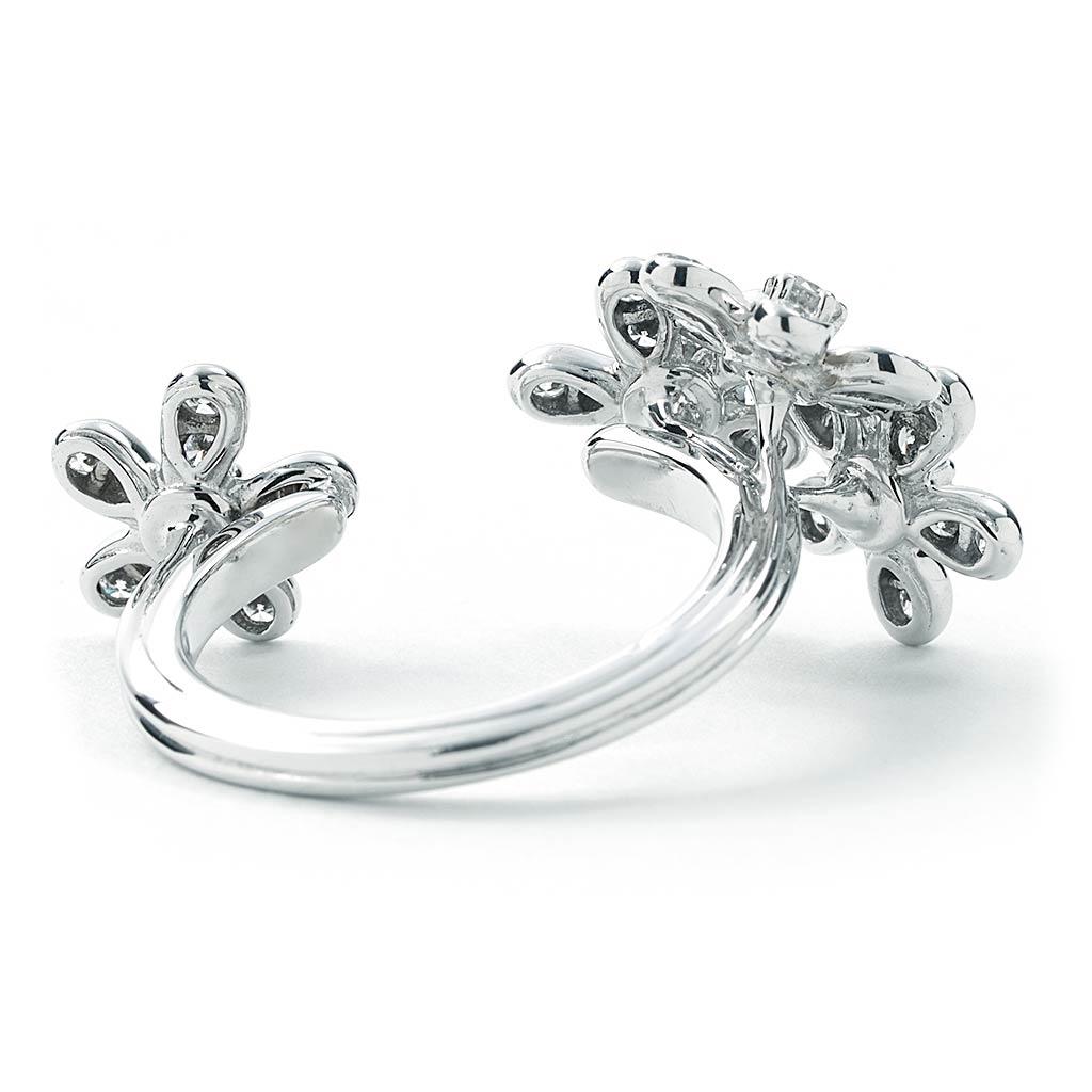 van cleef & arpels socrate between the finger ring