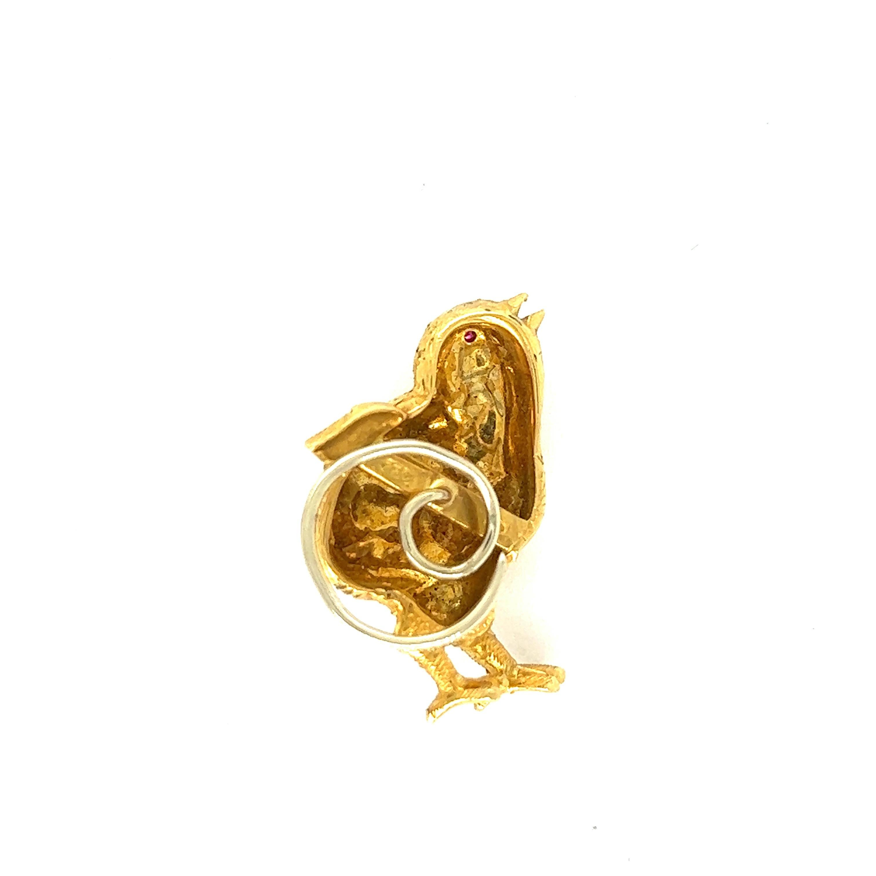Women's or Men's Van Cleef & Arpels Bird Lapel Pin For Sale