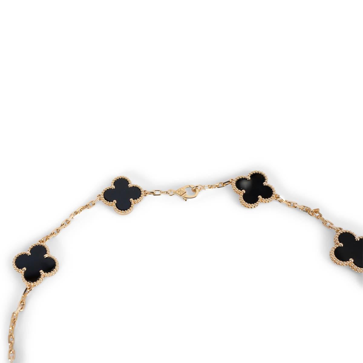 VAN CLEEF & ARPELS black onyx VINTAGE ALHAMBRA 10 MOTIF Necklace In New Condition For Sale In Zürich, CH