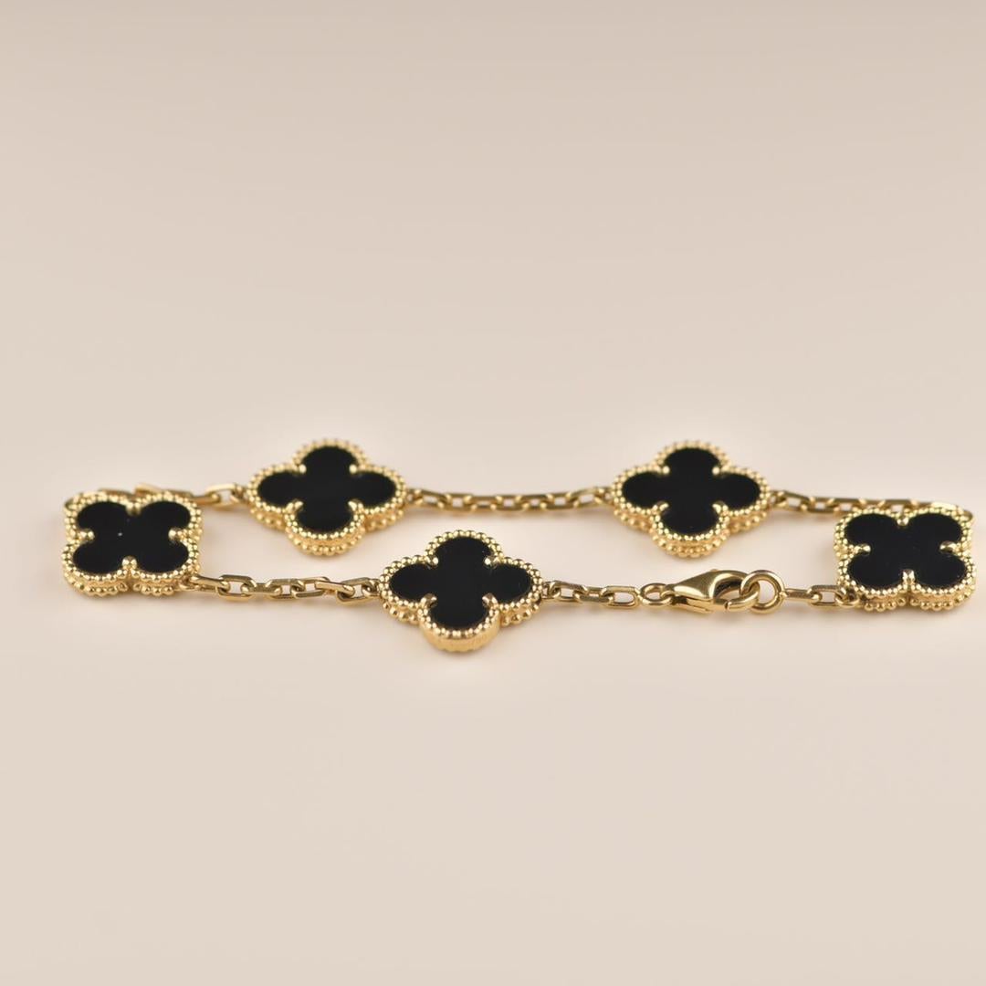 Uncut Van Cleef & Arpels Black Onyx Vintage Alhambra 18k Gold Bracelet
