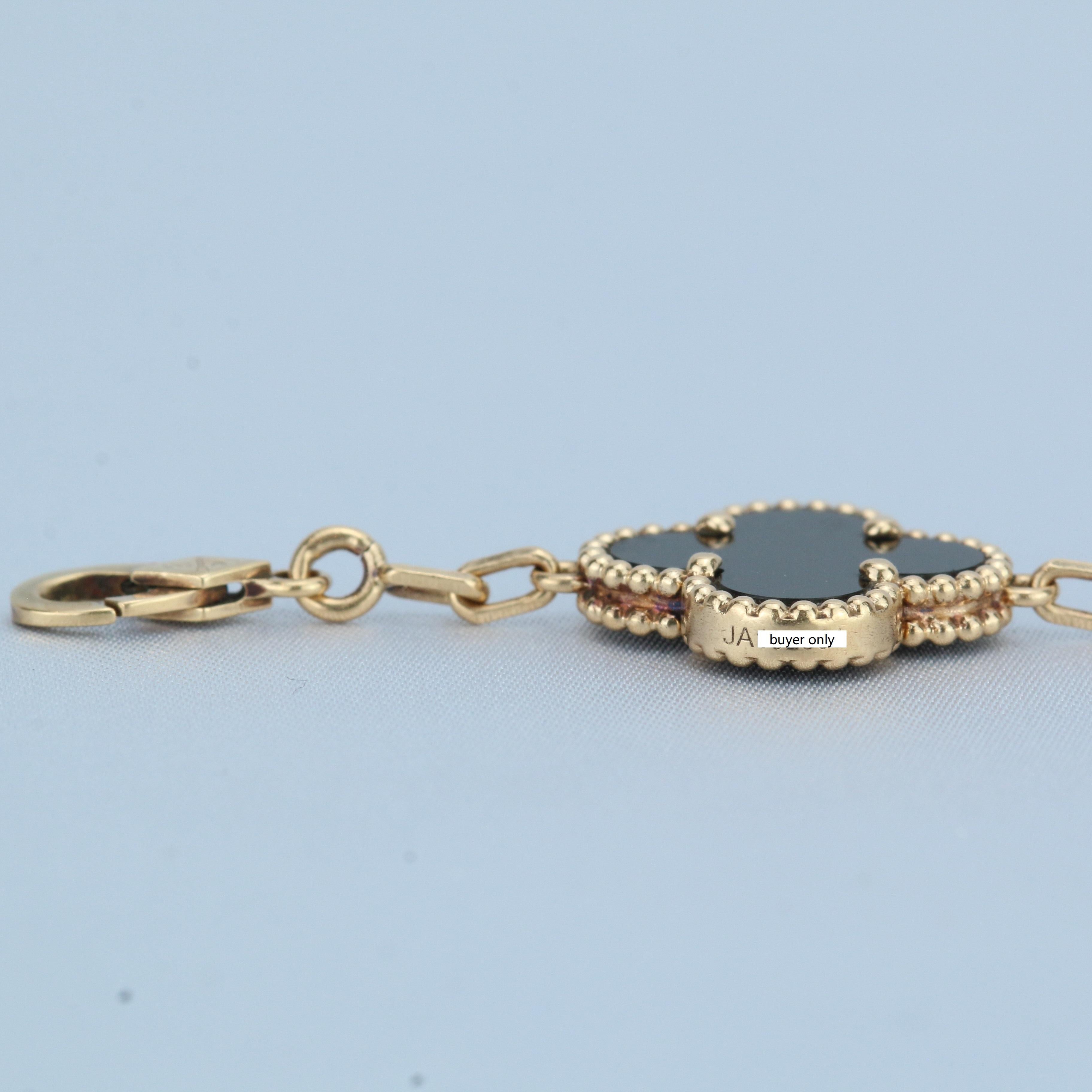 Van Cleef & Arpels Black Onyx Vintage Alhambra 18k Gold Bracelet 3