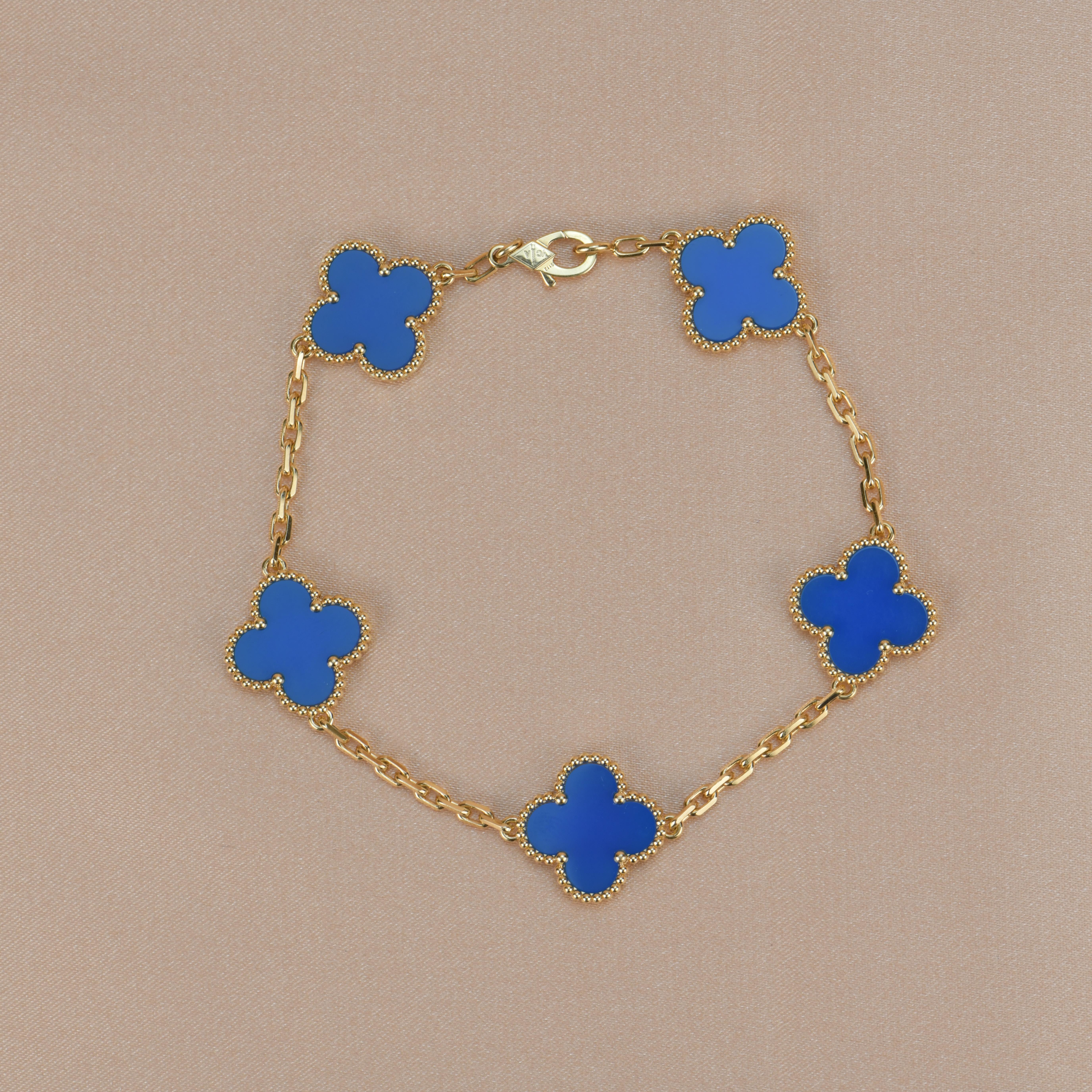 Uncut Van Cleef & Arpels Blue Agate Vintage Alhambra 18k Gold Bracelet
