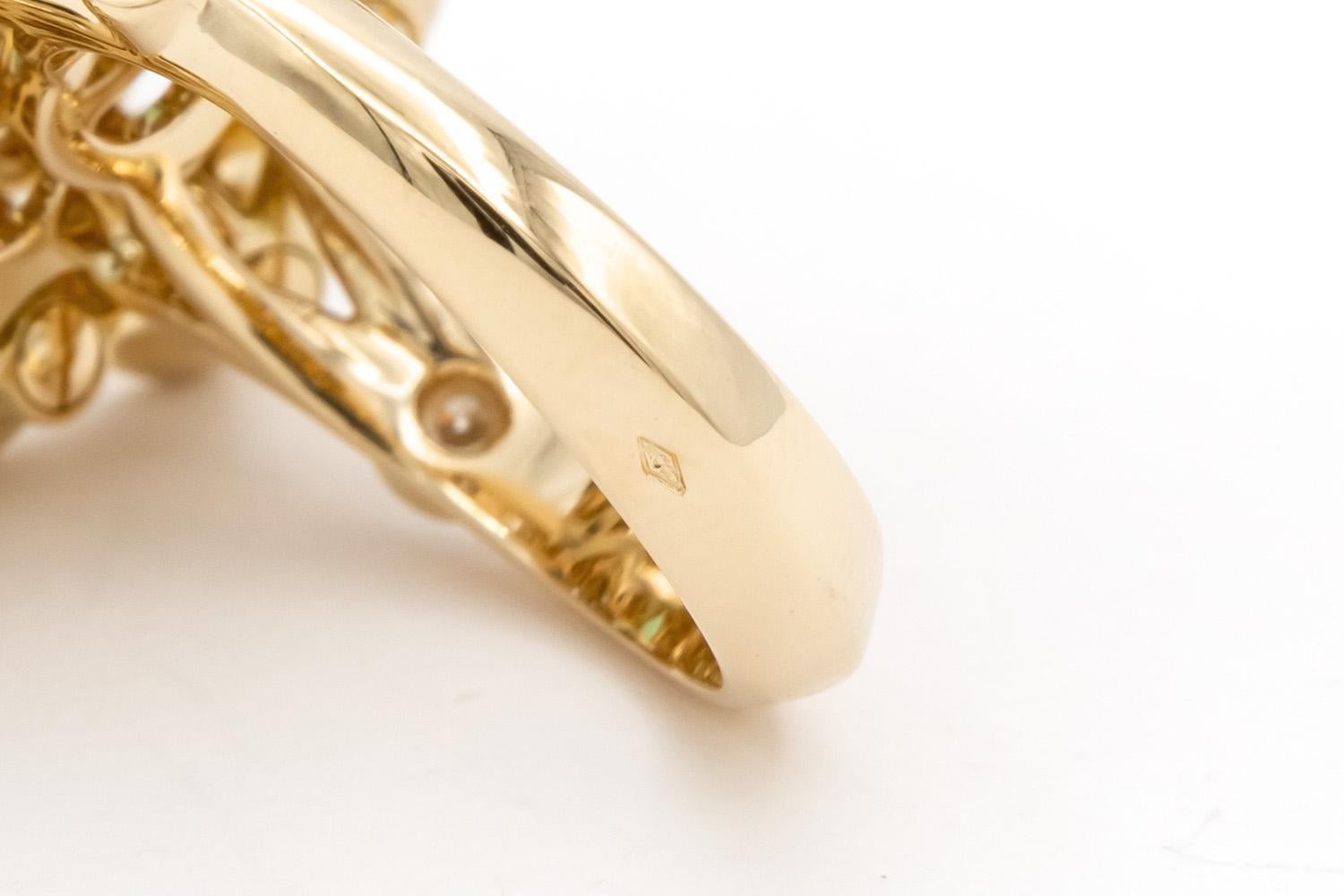 Van Cleef & Arpels Bouton D'or Ring 18k Yellow Gold Chrysoprase Diamond Onyx BNP 3