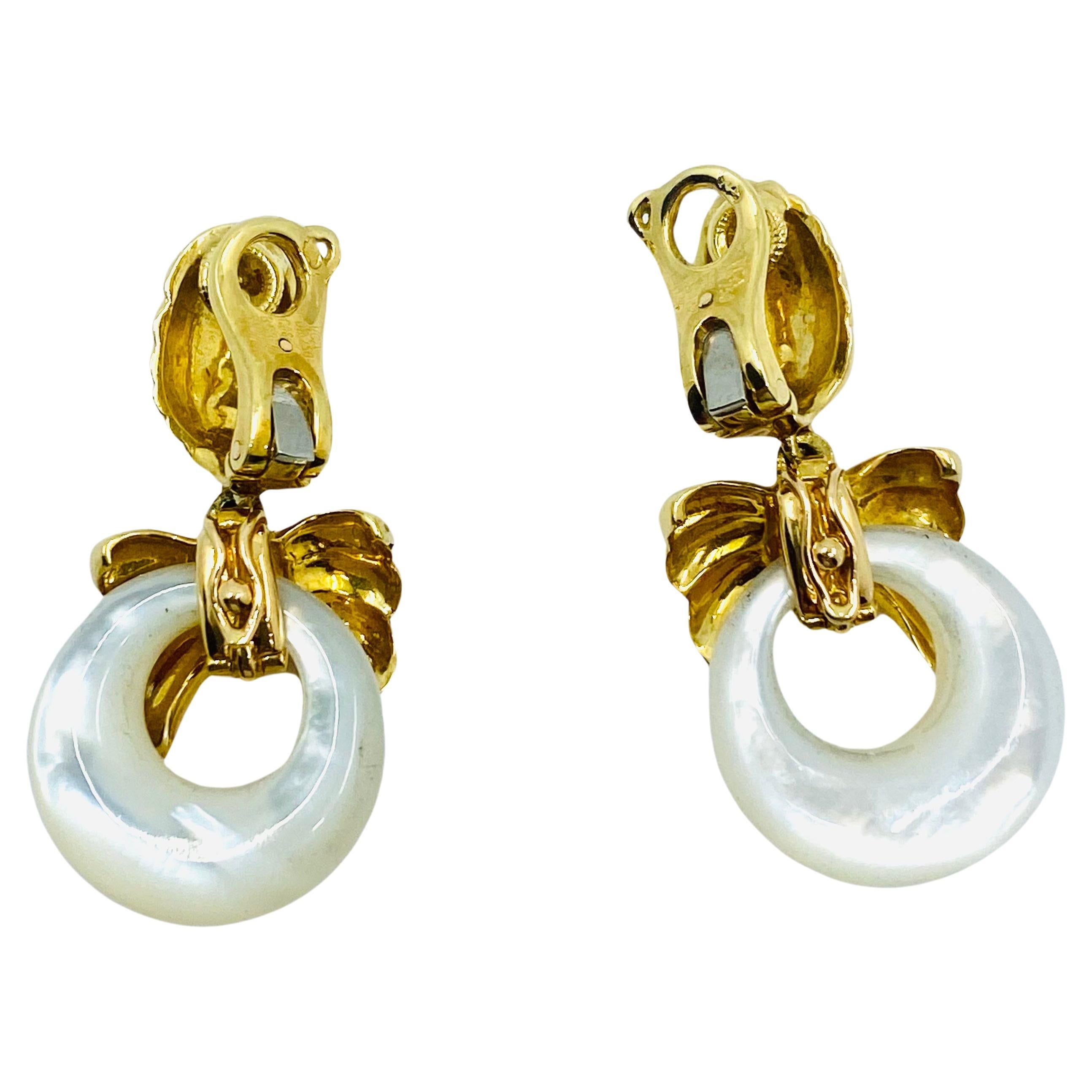 Van Cleef & Arpels austauschbare Ohrringe aus 18 Karat Gold mit Schleife im Angebot 5