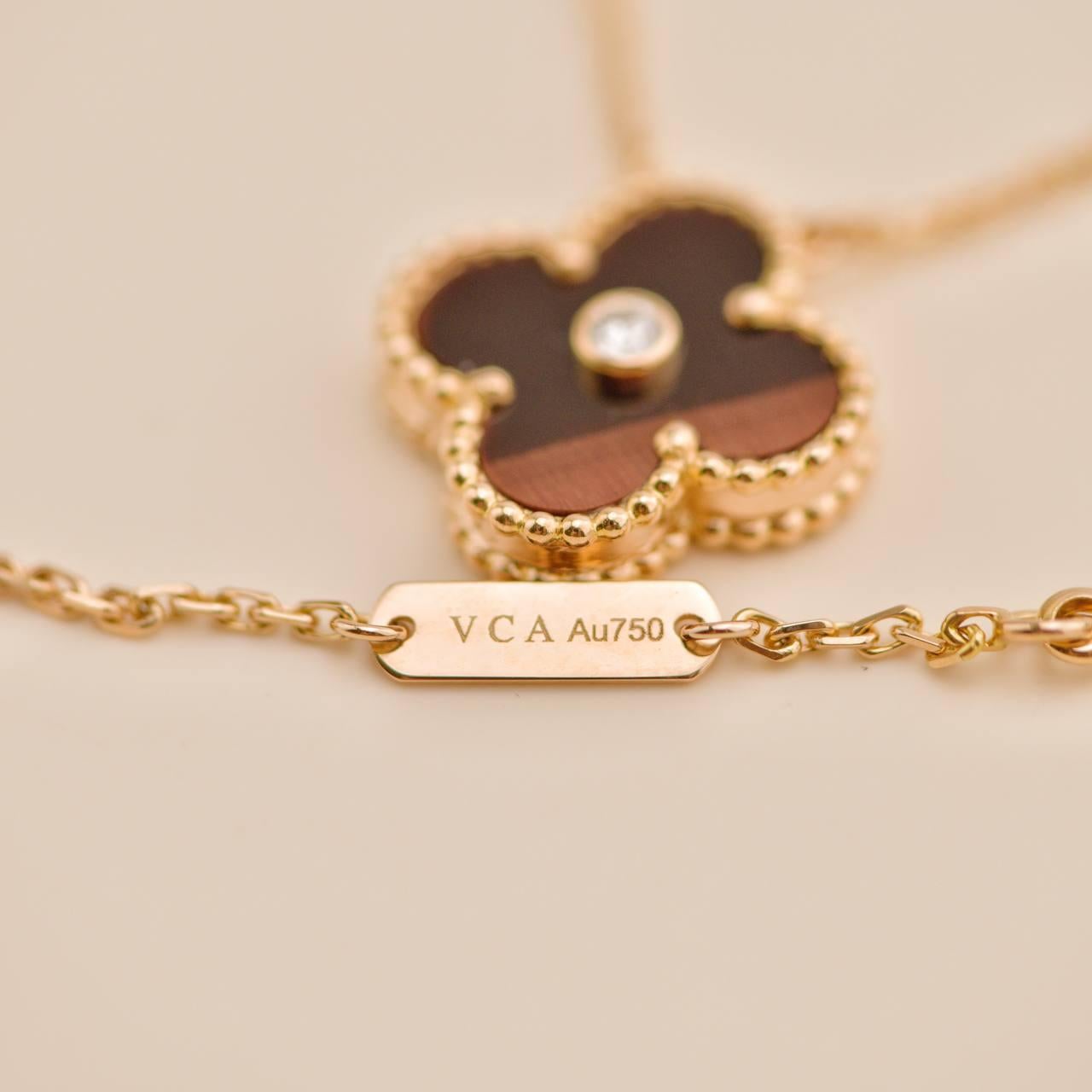 Van Cleef & Arpels Collier à pendentifs en or rose 18 carats avec diamants Bullseye pour les fêtes de fin d'année 2017 en vente 4