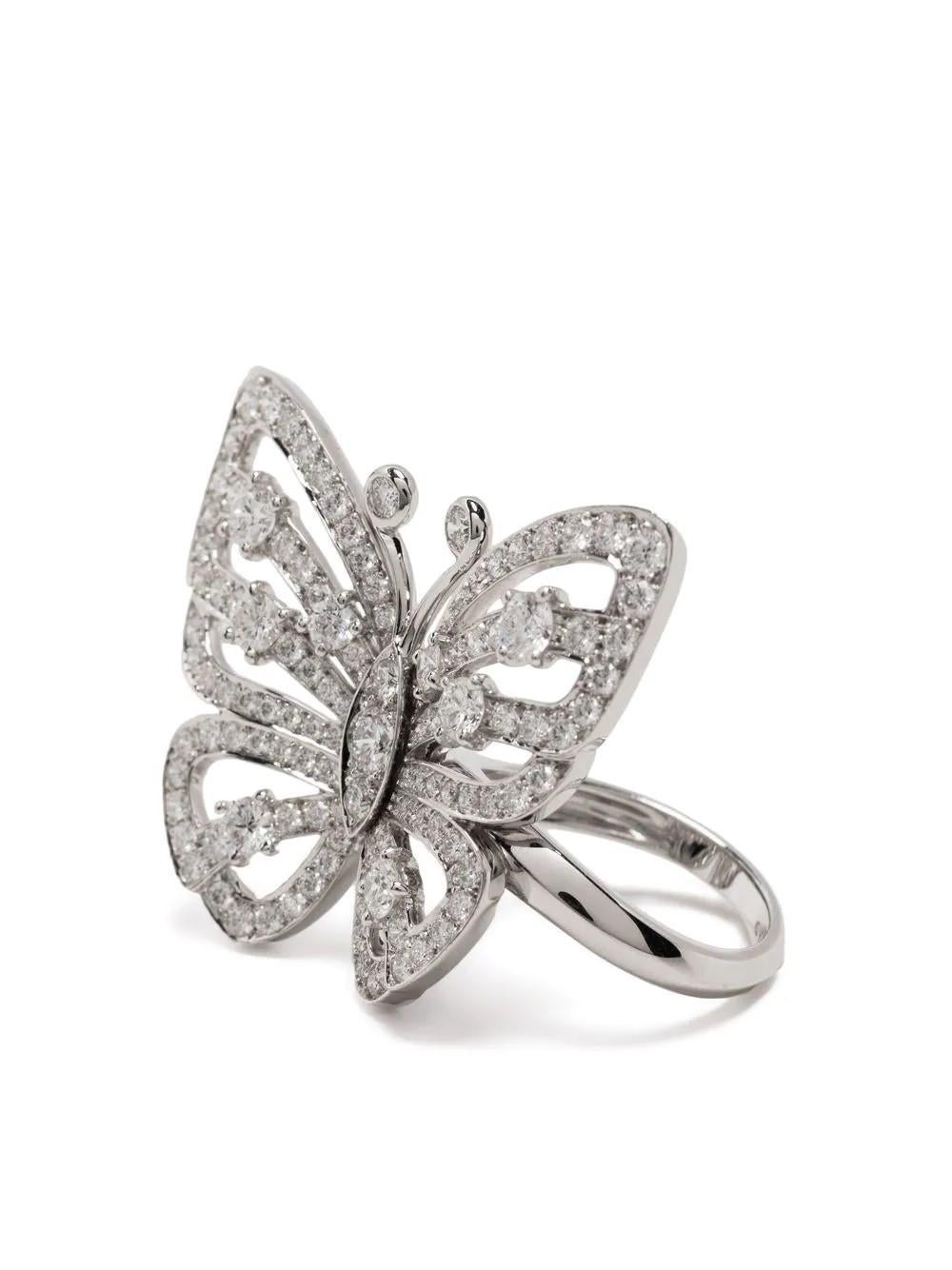 Van Cleef & Arpels Butterfly Between the Finger Ring In Excellent Condition In London, GB