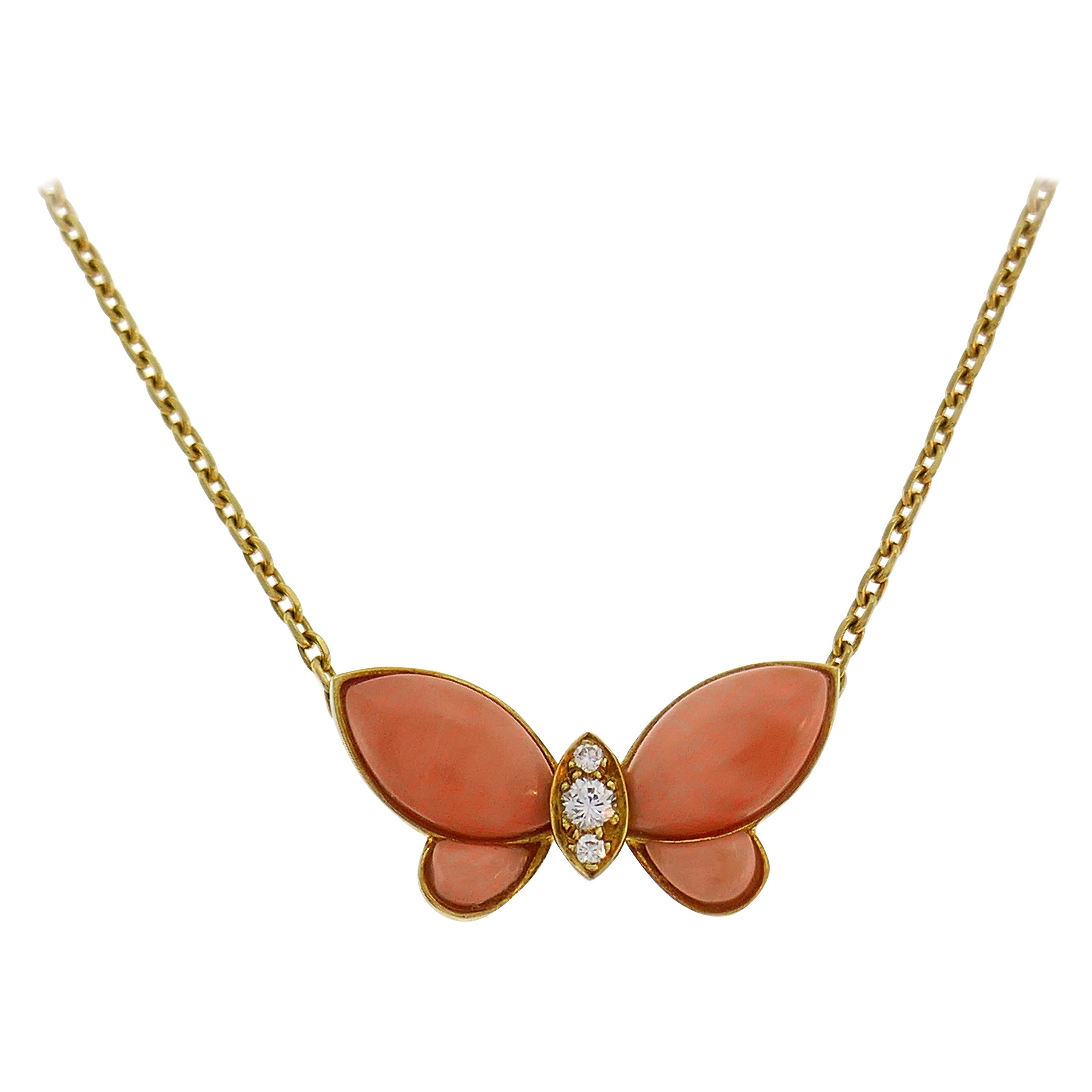 Van Cleef & Arpels Butterfly Pendant Necklace in Yellow Gold Diamond Coral