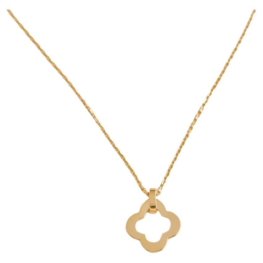 Van Cleef & Arpels Byzantine 18K Yellow Gold Alhambra Pendant Necklace For Sale