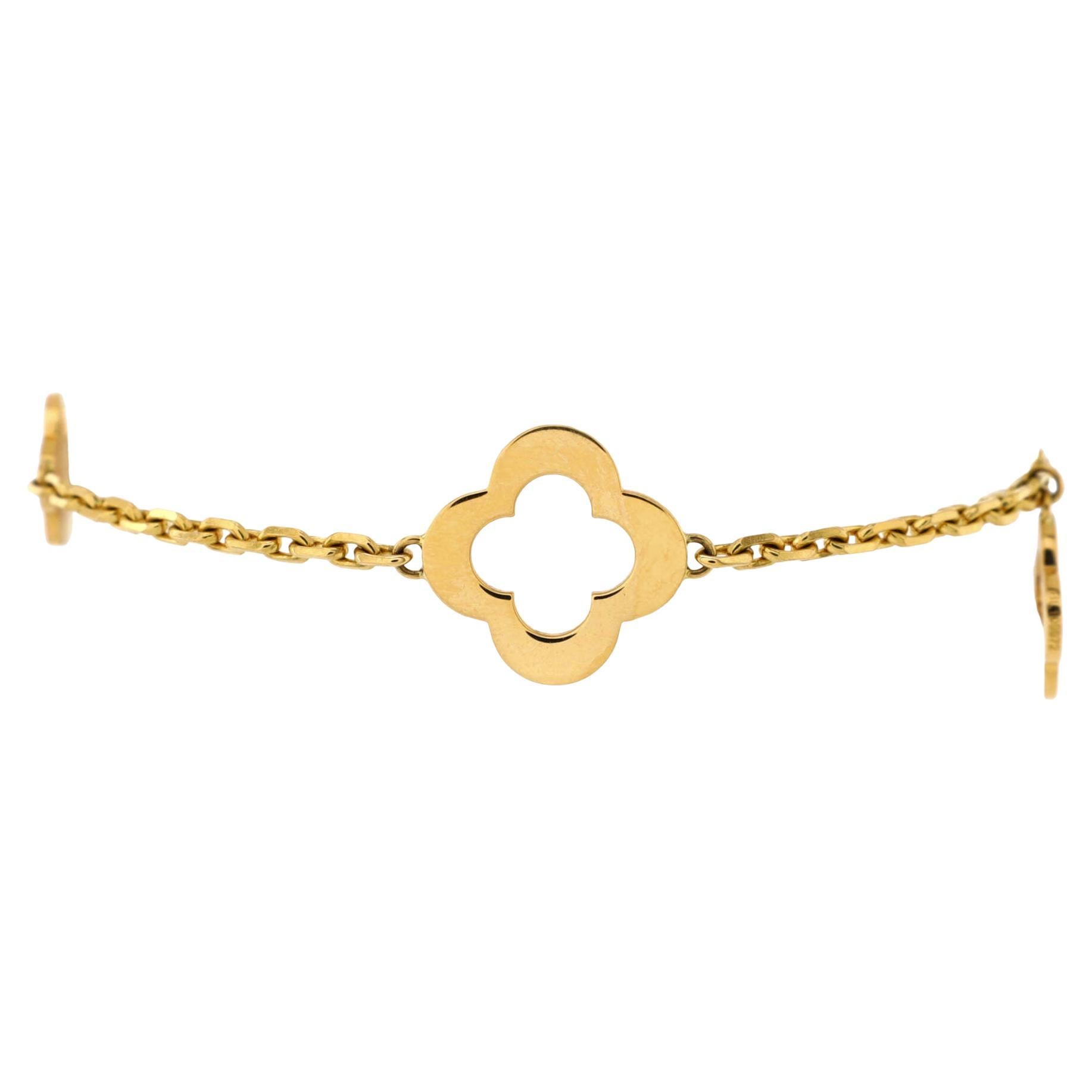 Van Cleef & Arpels Byzantine Alhambra 3 Motifs Bracelet 18K Yellow Gold