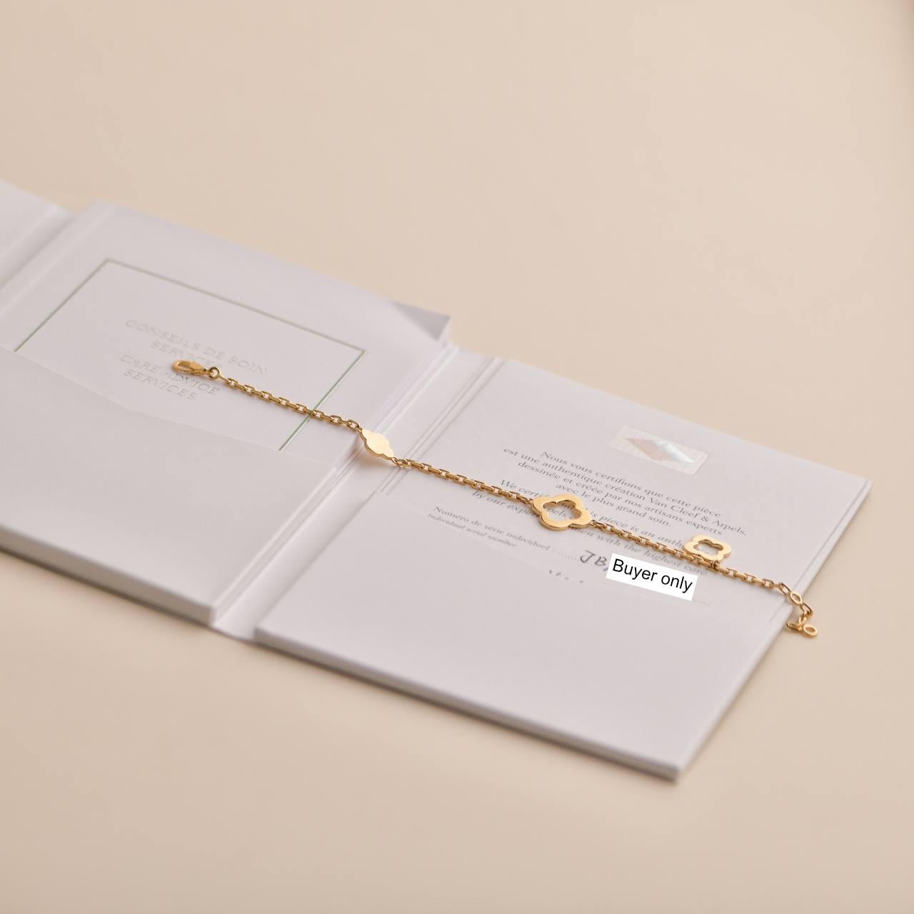 Van Cleef & Arpels: Byzantinisches Alhambra-Armband aus Gelbgold im Zustand „Hervorragend“ in Banbury, GB