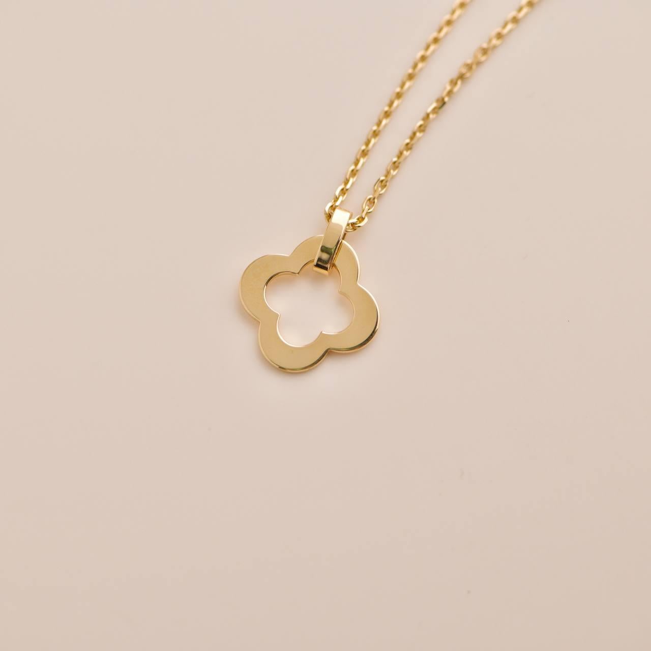 byzantine alhambra pendant