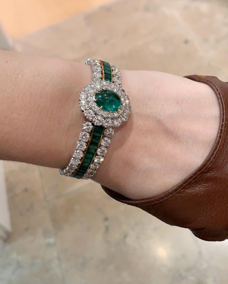 Van Cleef and Arpels Cabochon Diamond Emerald Bangle Bracelet For Sale ...