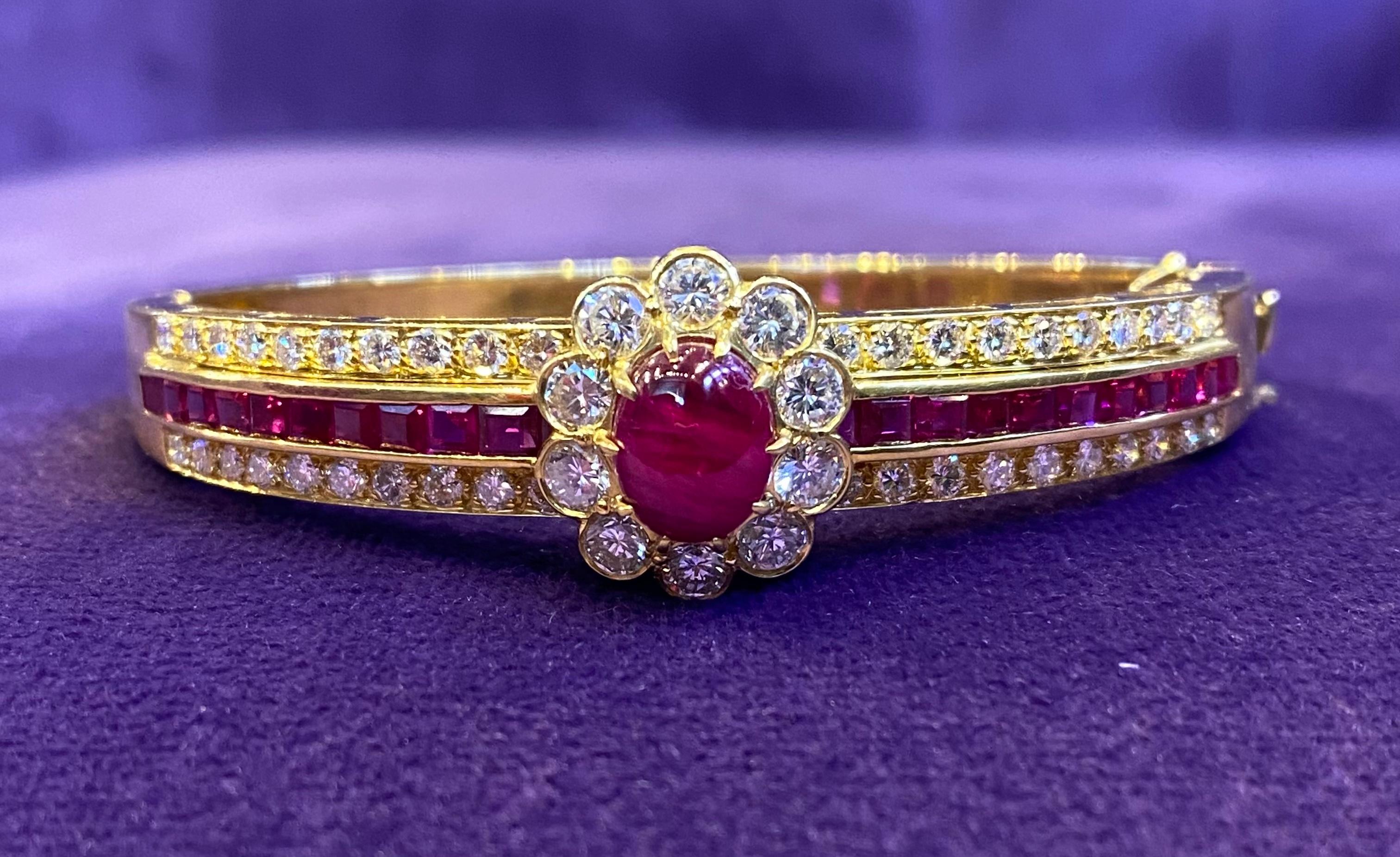 Van Cleef & Arpels Cabochon Ruby & Diamond Bangle Bracelet For Sale 4