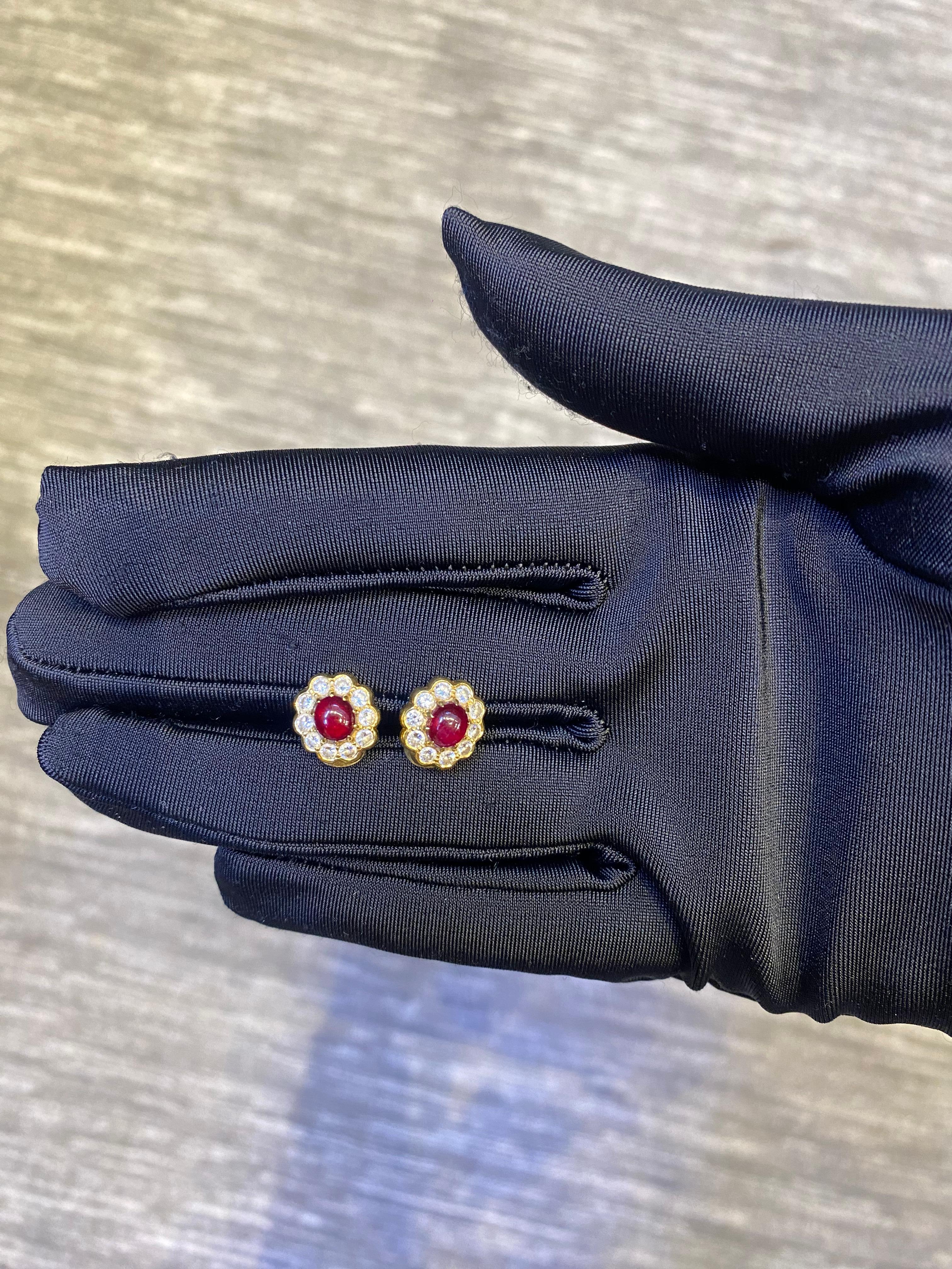 Van Cleef & Arpels Cabochon Ruby & Diamond Earrings In Excellent Condition For Sale In New York, NY