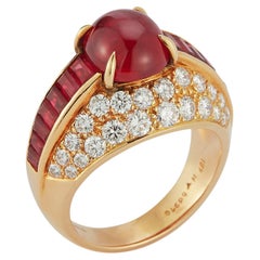 Van Cleef & Arpels Cabochon Ruby & Diamond Ring