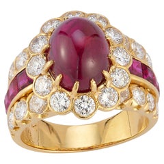 Van Cleef & Arpels Cabochon Rubin & Diamant Ring