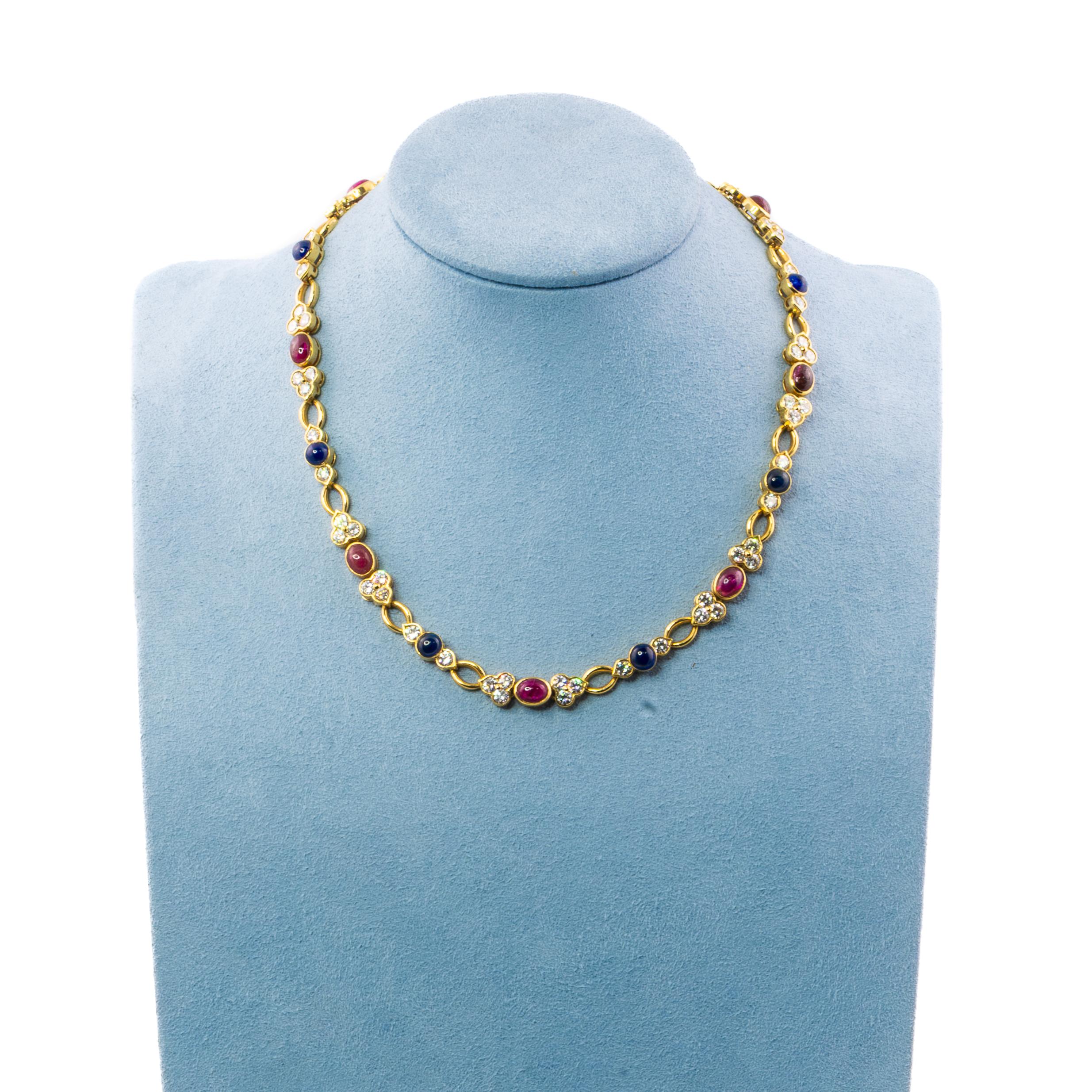 Rétro Van Cleef & Arpels Cabochon Ruby, Sapphire, and Diamond Necklace en vente