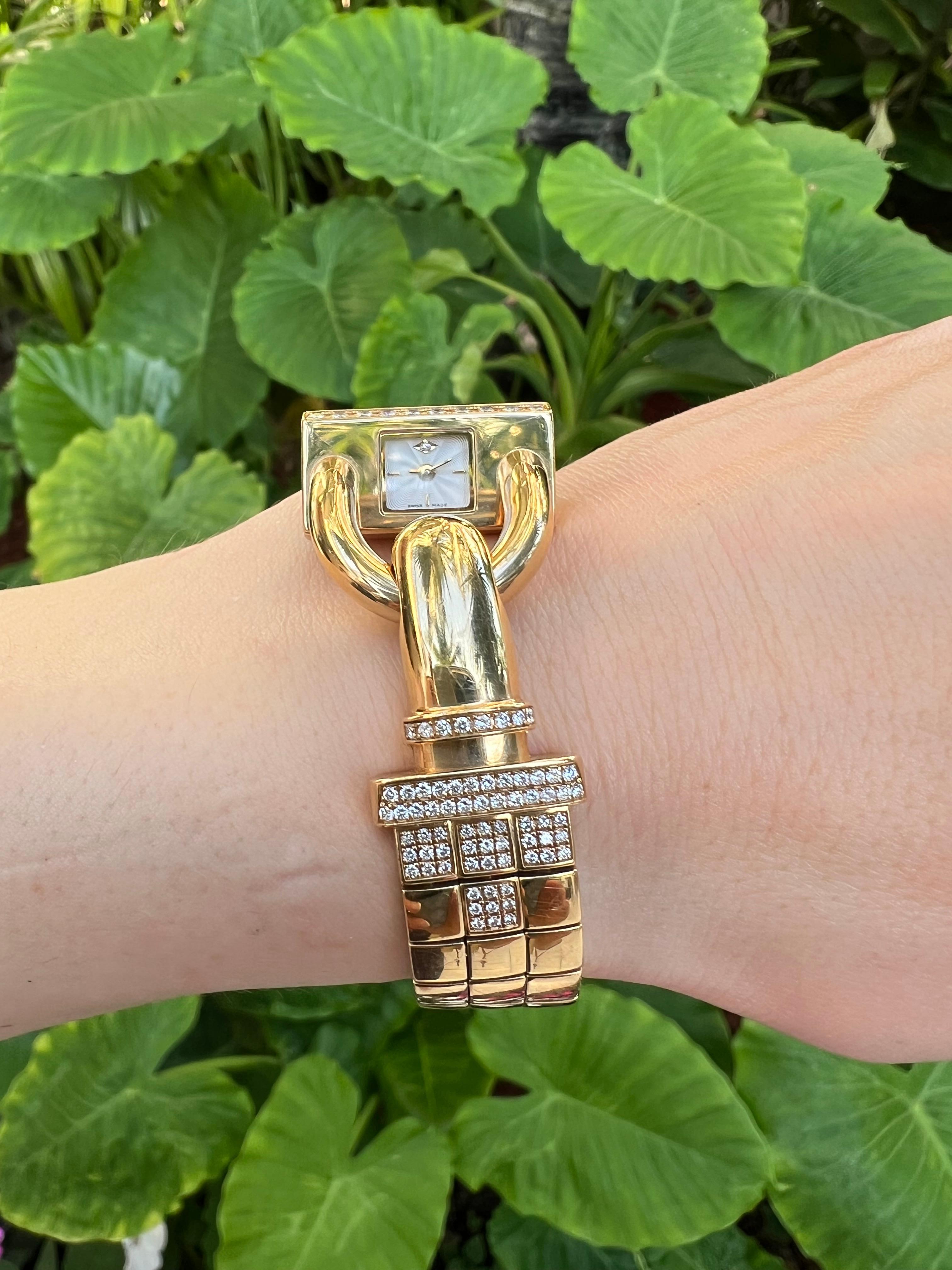 Van Cleef & Arpels Cadenas 18k Gold Diamond Wrist Watch For Sale 2