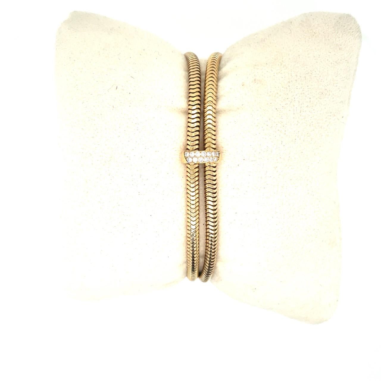 Van Cleef & Arpels Cadenas Serti Armbanduhr aus 18 Karat Gelbgold mit Diamant-Akzent Damen