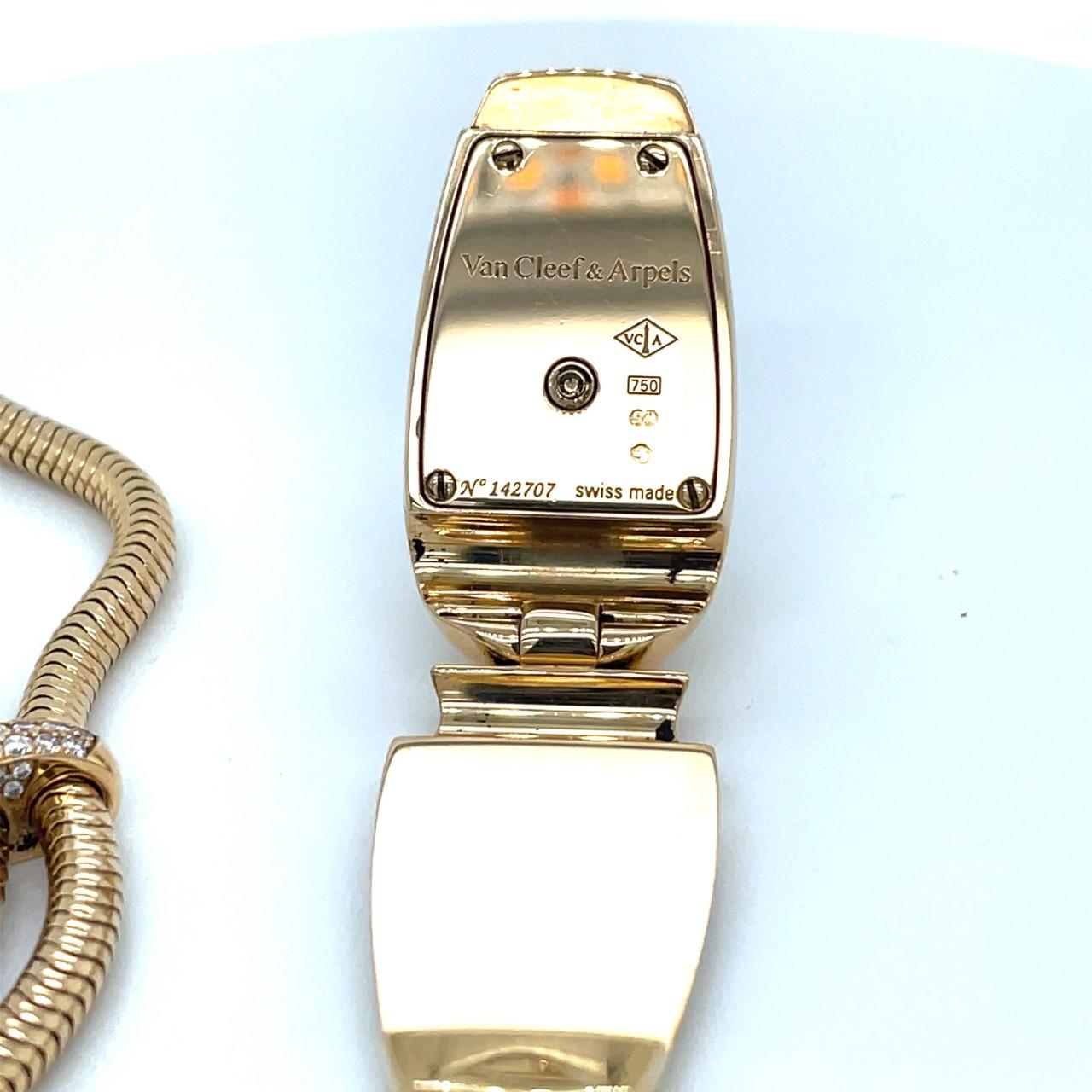 Van Cleef & Arpels Cadenas Serti Armbanduhr aus 18 Karat Gelbgold mit Diamant-Akzent 1