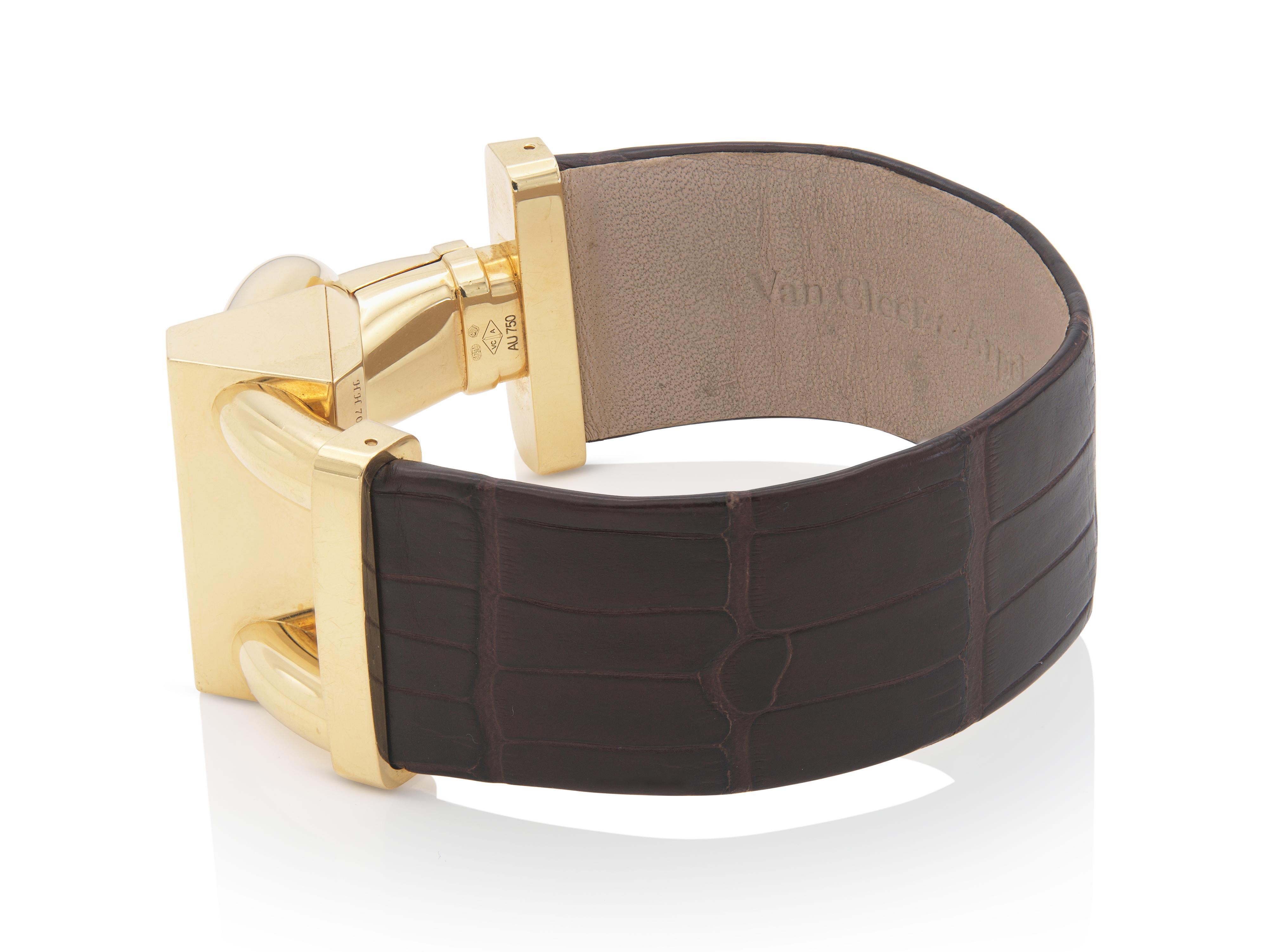 Van Cleef & Arpels Cadenas Watch In Good Condition For Sale In New York, NY