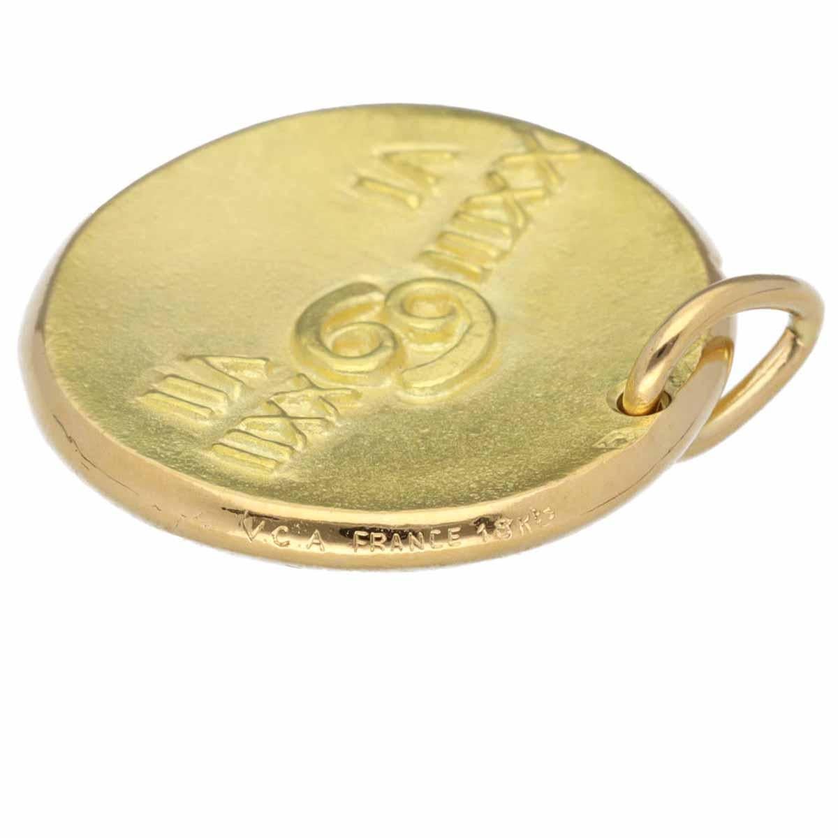 Van Cleef & Arpels Cancer Vintage Zodiac Gold Charm Mini K18 YG W26mm×H25mm 1