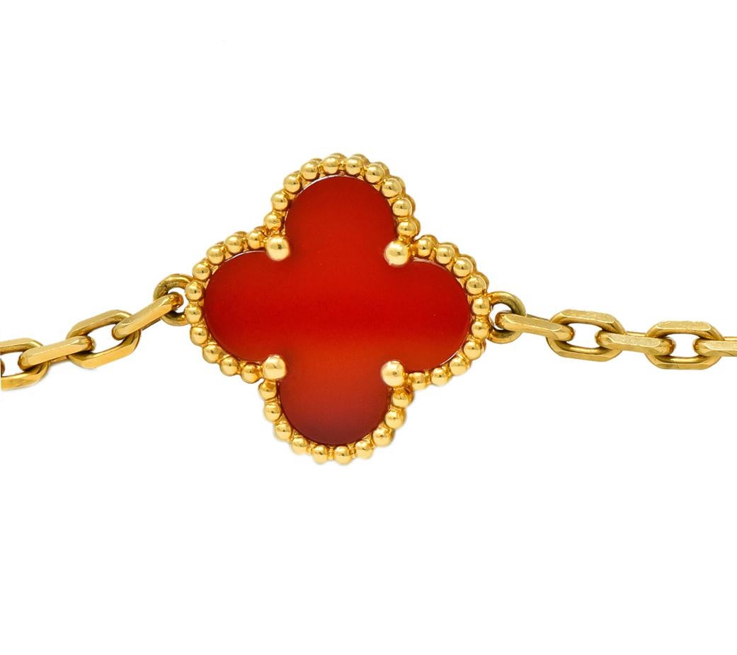 Women's or Men's Van Cleef & Arpels Carnelian 18 Karat Yellow Gold Vintage Alhambra Necklace