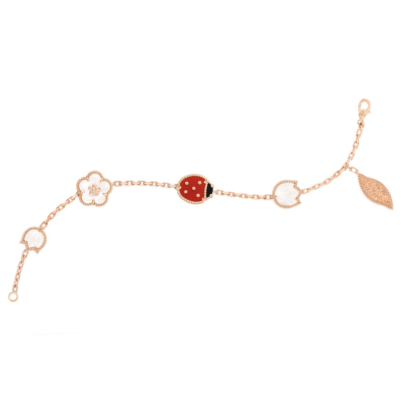 With its ladybugs and floral motifs, the Lucky Spring collection pays tribute to Spring, the season of renewal dear to Van Cleef & Arpels. In 18K rose gold, carnelian, and onyx, the creations enrich the benevolent nature of the Maison's
