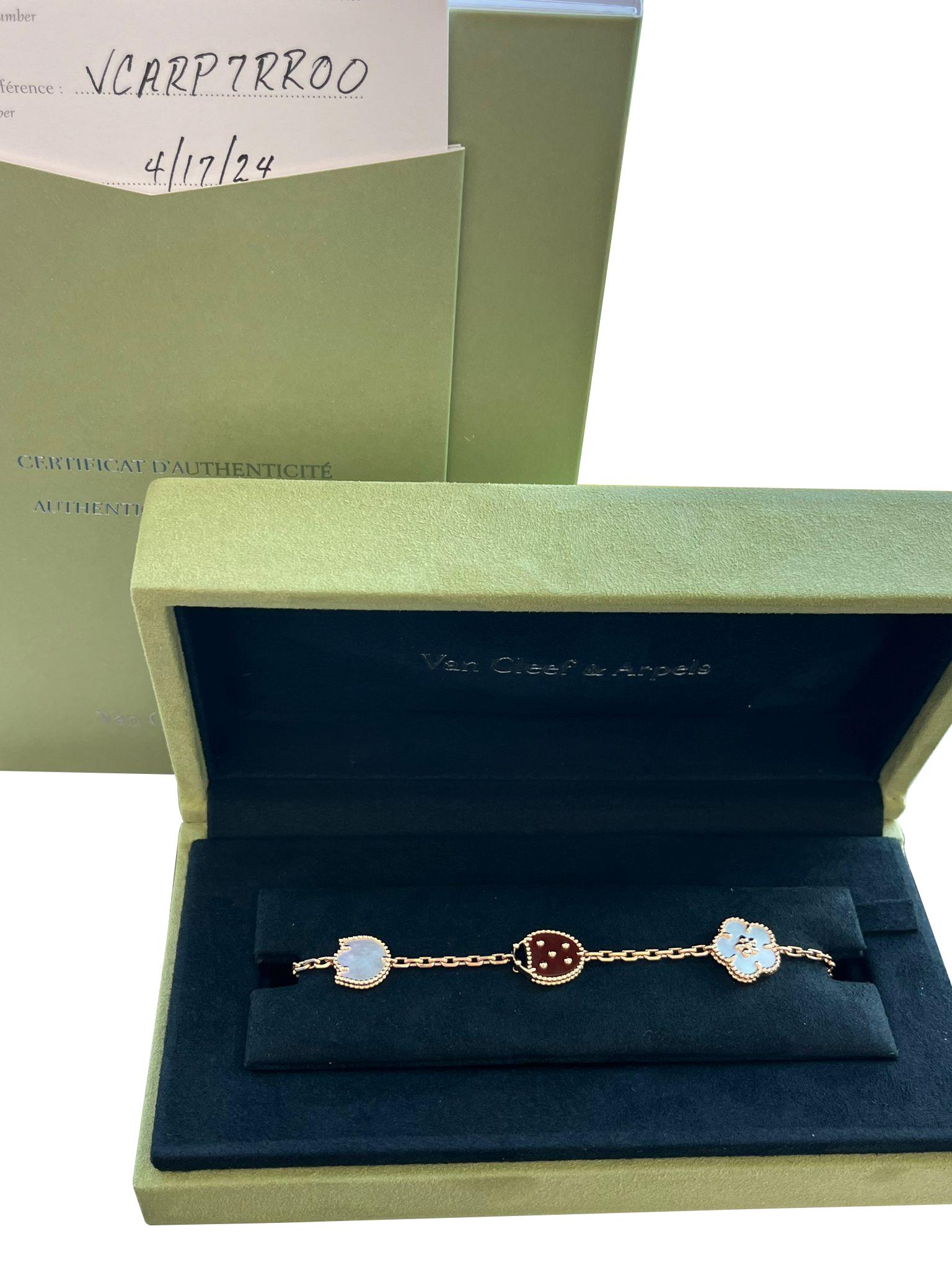 Van Cleef & Arpels Carnelian Onyx MOP 5 Motifs Gold Lucky Spring Bracelet For Sale 2
