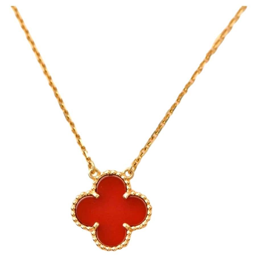 Van Cleef & Arpels Sweet Alhambra Heart Pendant Necklace 18K Rose Gold and  Carnelian Rose gold 2417502