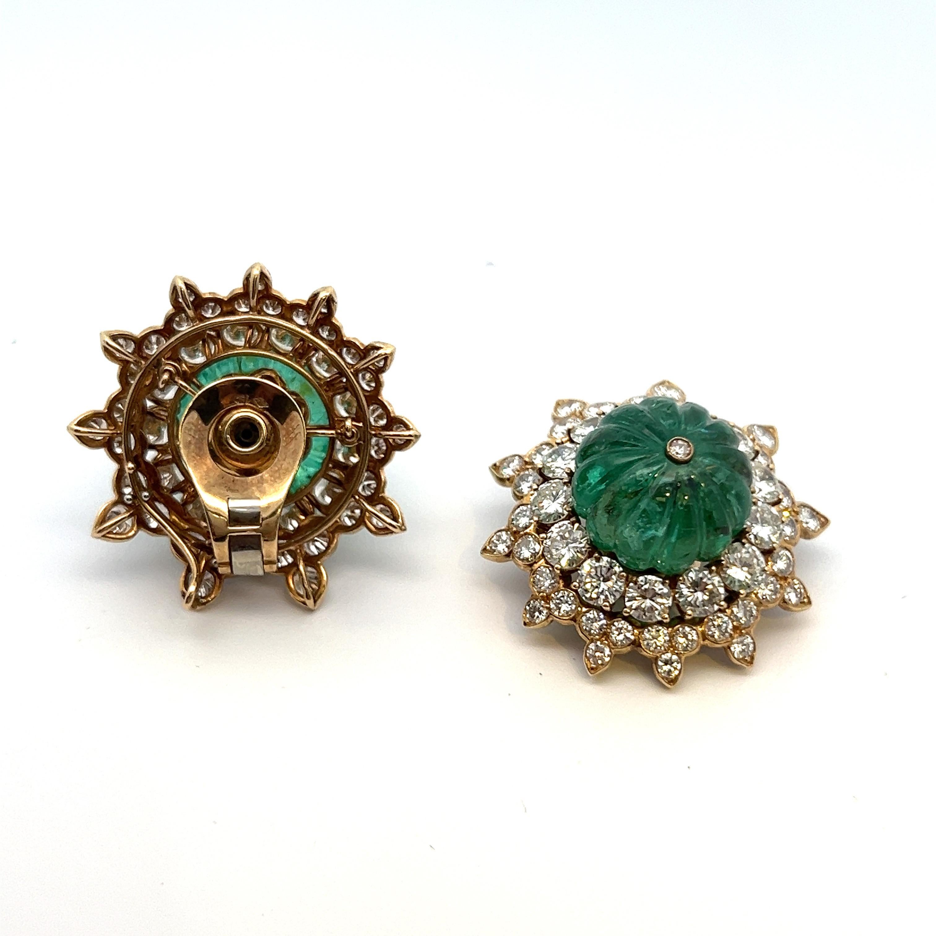 Van Cleef & Arpels Set aus geschnitzten Smaragd-Ohrringen und Brosche 6
