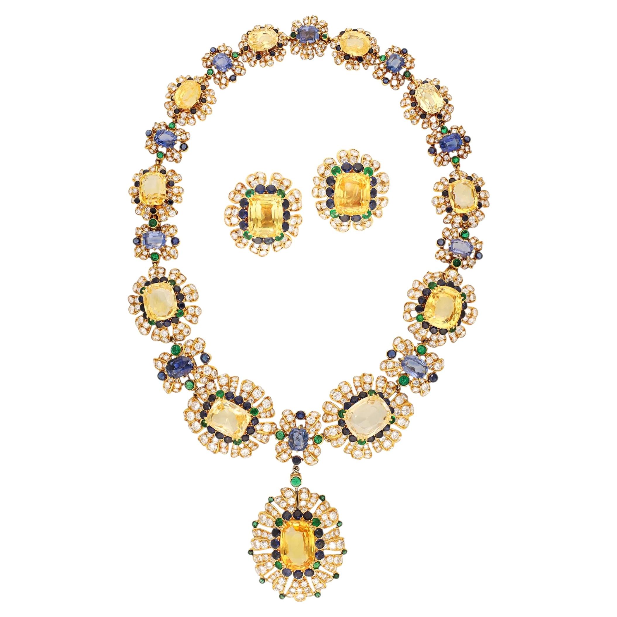 VAN CLEEF & ARPELS Ceylon Yellow & Blue Sapphires Necklace/Detachable Pendant For Sale