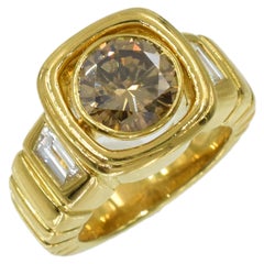 Van Cleef & Arpels Champagne and White Diamond Ring