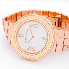 Van Cleef & Arpels Charms Montre en or rose 18 carats avec diamants