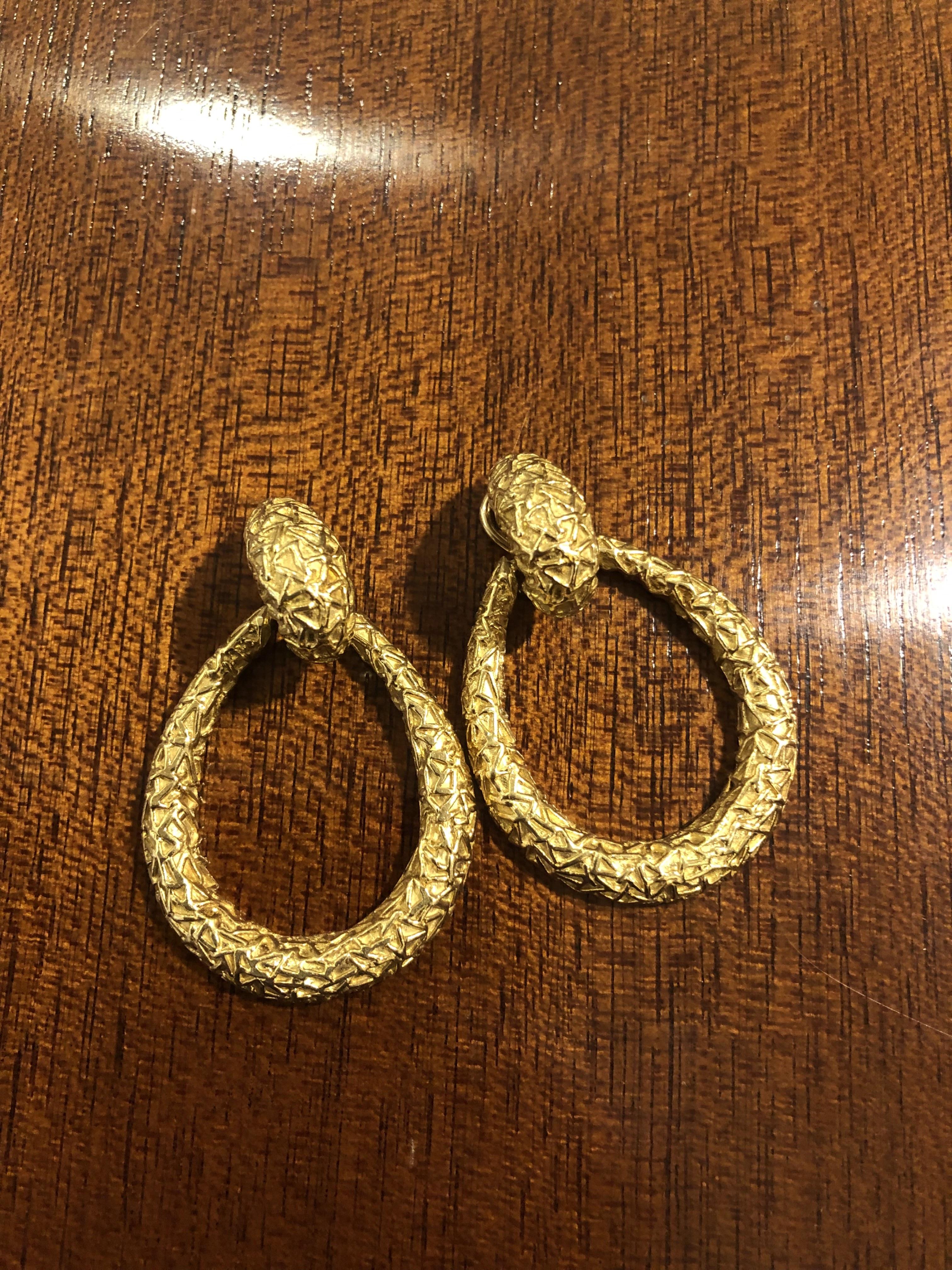 Women's Van Cleef & Arpels Chevalerie Gold Earrings