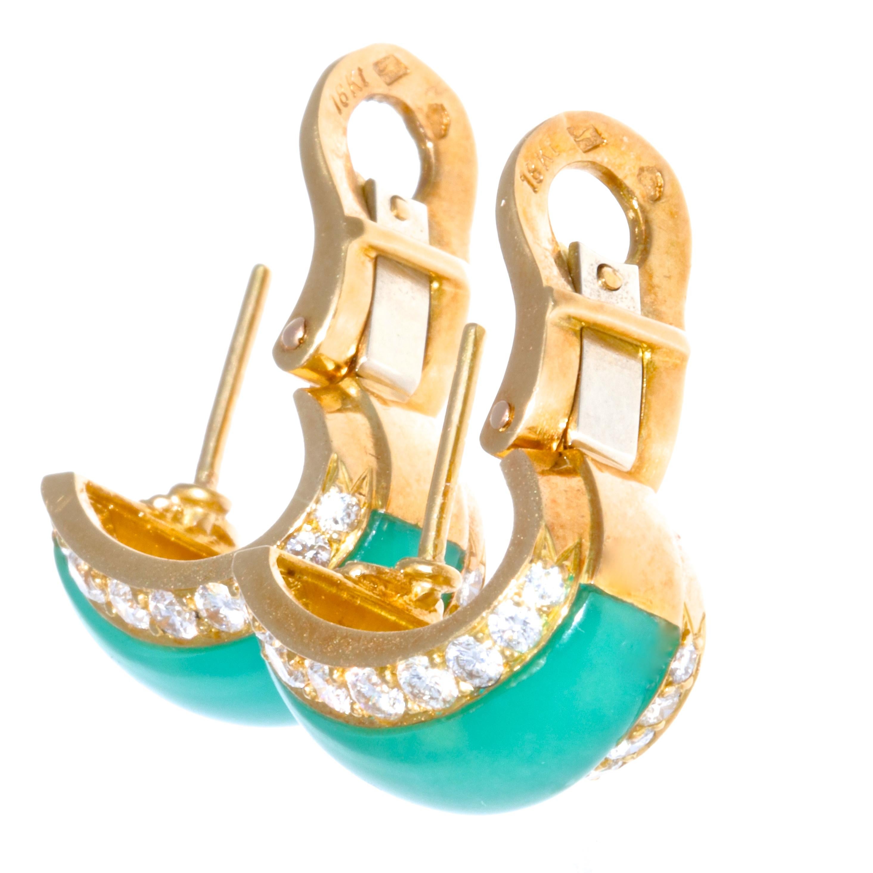 Brilliant Cut Van Cleef & Arpels Chrysophrase Diamond 18 Karat Gold Earrings