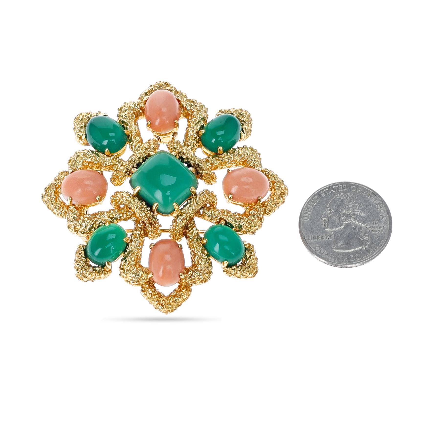 Van Cleef & Arpels Chrysoprase and Coral Cabochon Brooch, 18K Yellow Gold For Sale 1