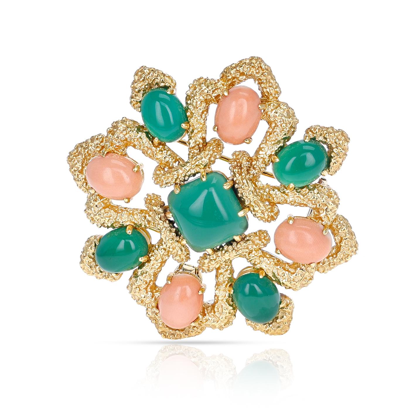 Van Cleef & Arpels Chrysoprase and Coral Cabochon Brooch, 18K Yellow Gold For Sale 2