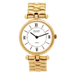 Van Cleef & Arpels Classic 18601cc1, White Dial, Certified