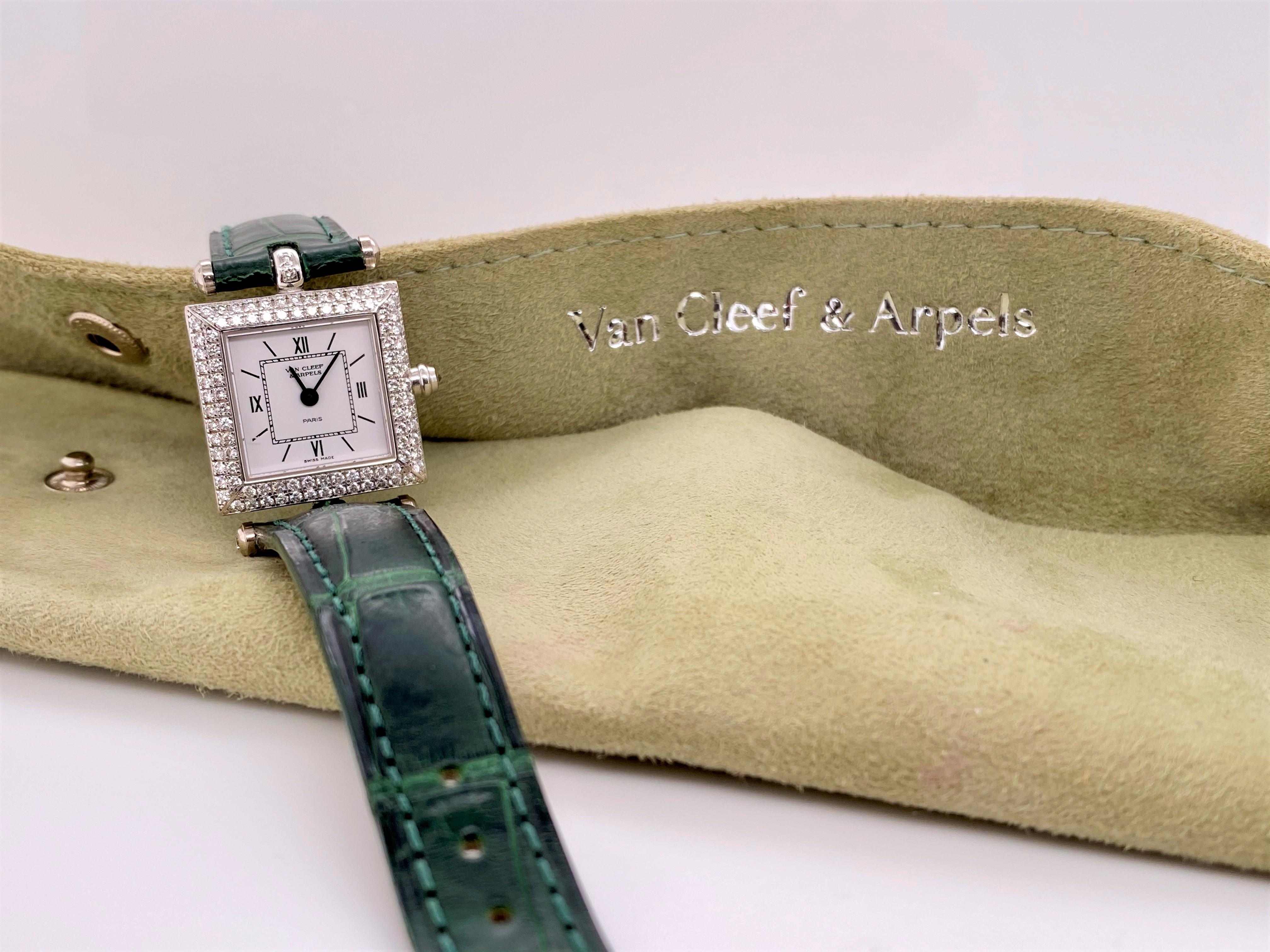 Round Cut Van Cleef & Arpels Classique Gold and Diamond Ladies Watch