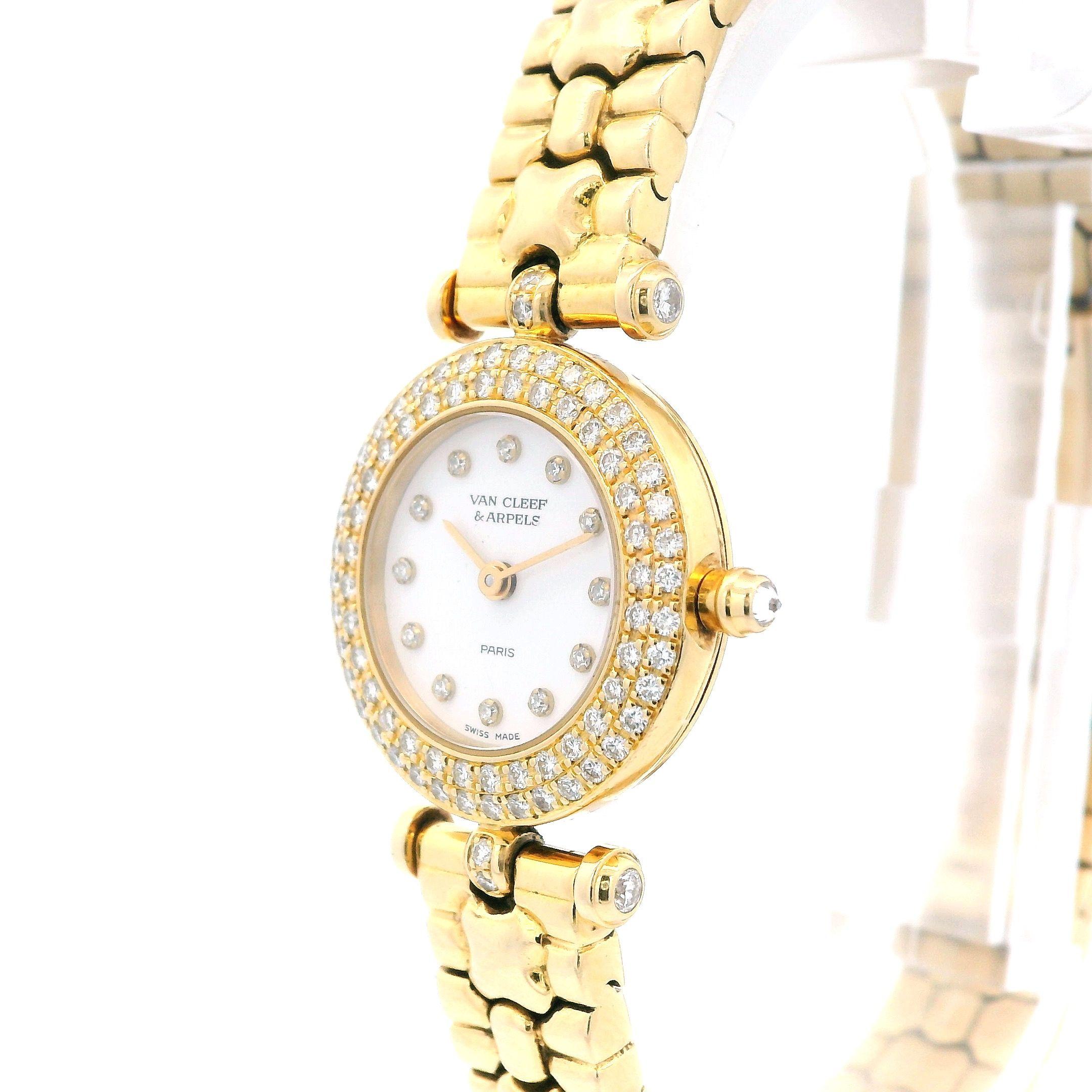 Round Cut Van Cleef & Arpels Classique Quartz Watch Yellow Gold with Diamond Bezel