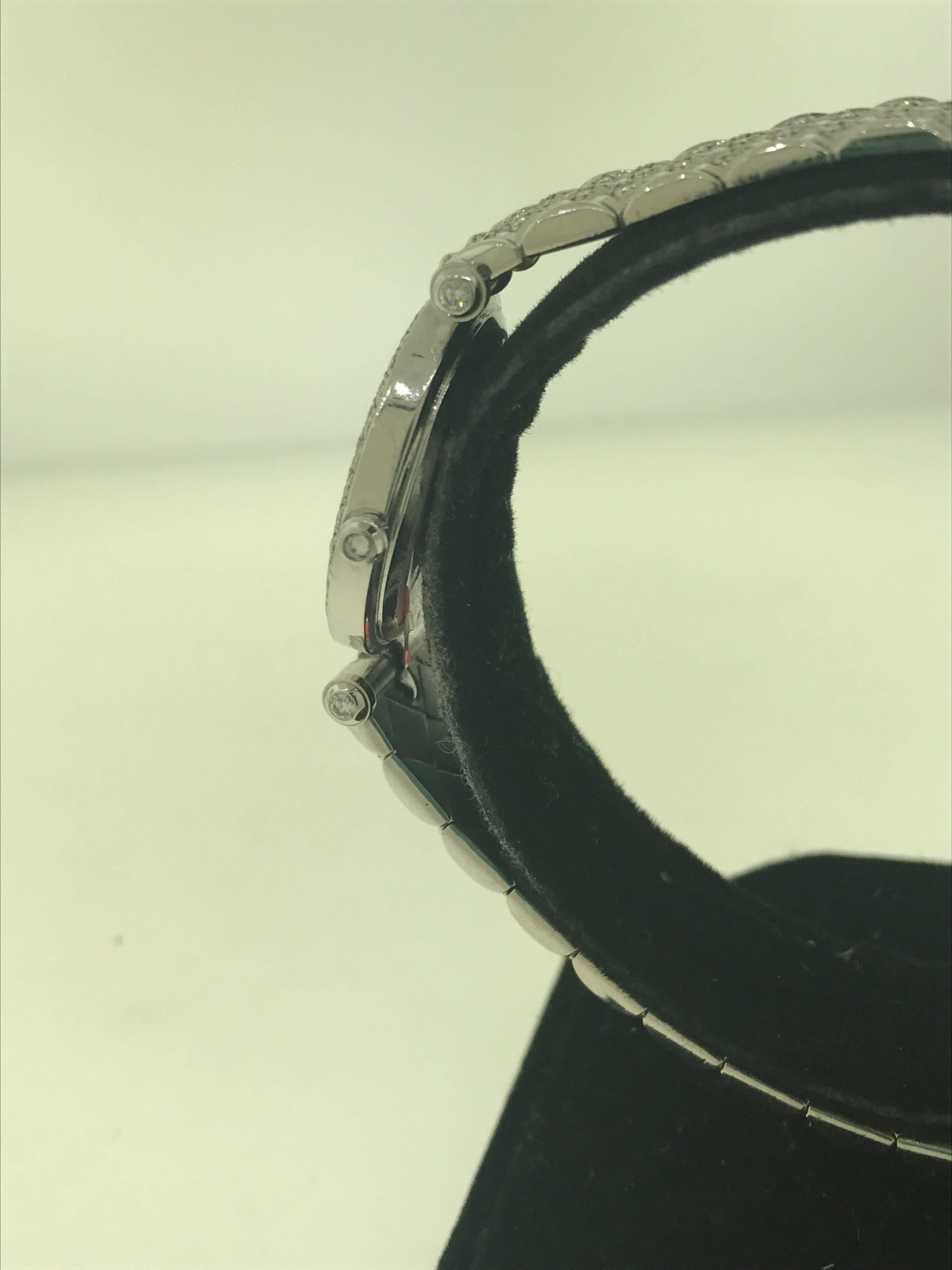 Van Cleef & Arpels Classique White Gold and Diamond Bracelet Watch 322632 B2 For Sale 2