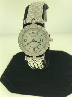 Van Cleef & Arpels Classique White Gold Diamond Bezel Bracelet Ladies Watch