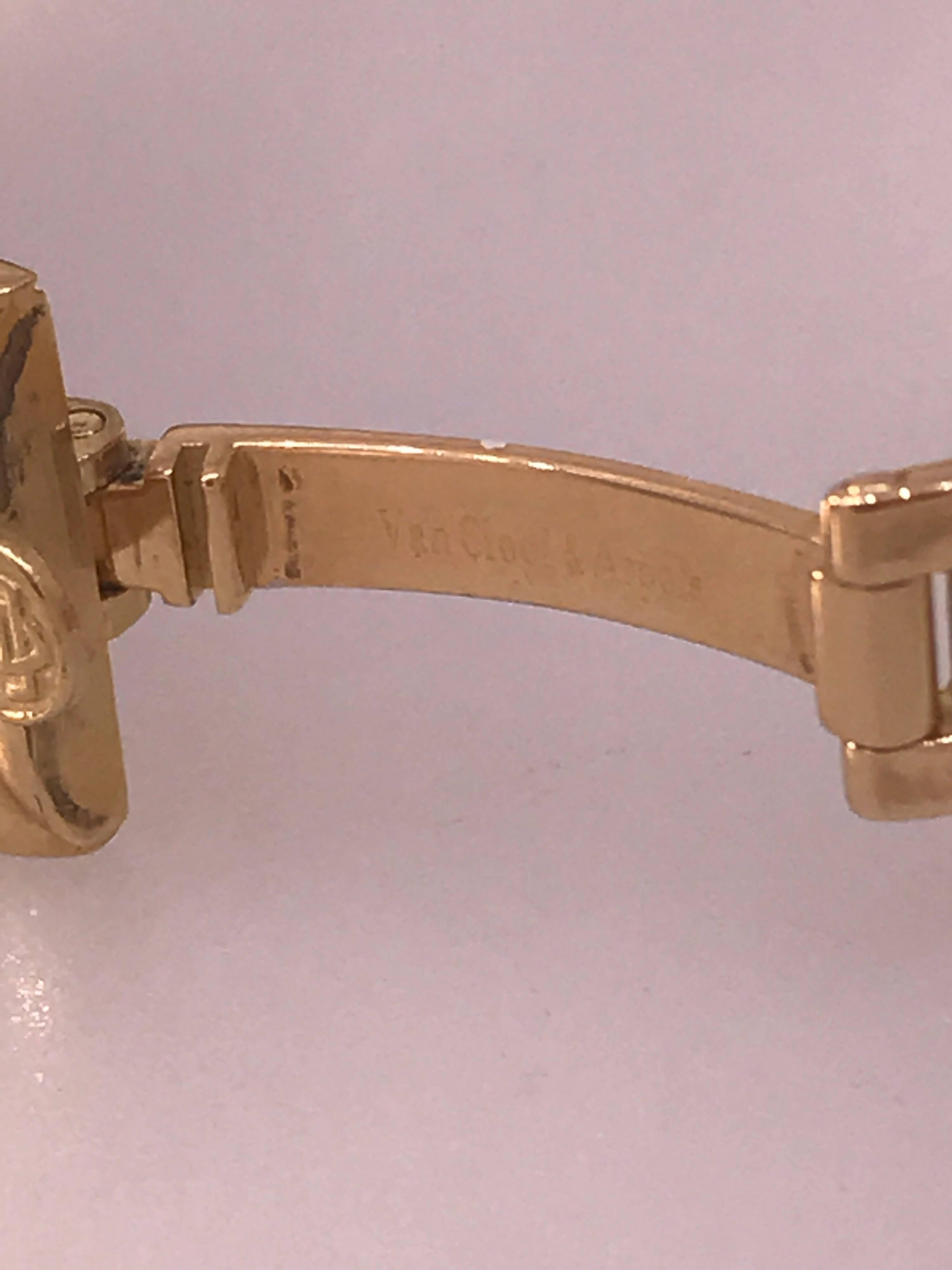 Van Cleef & Arpels Classique Yellow Gold Pave Diamond Bracelet Ladies Watch For Sale 3